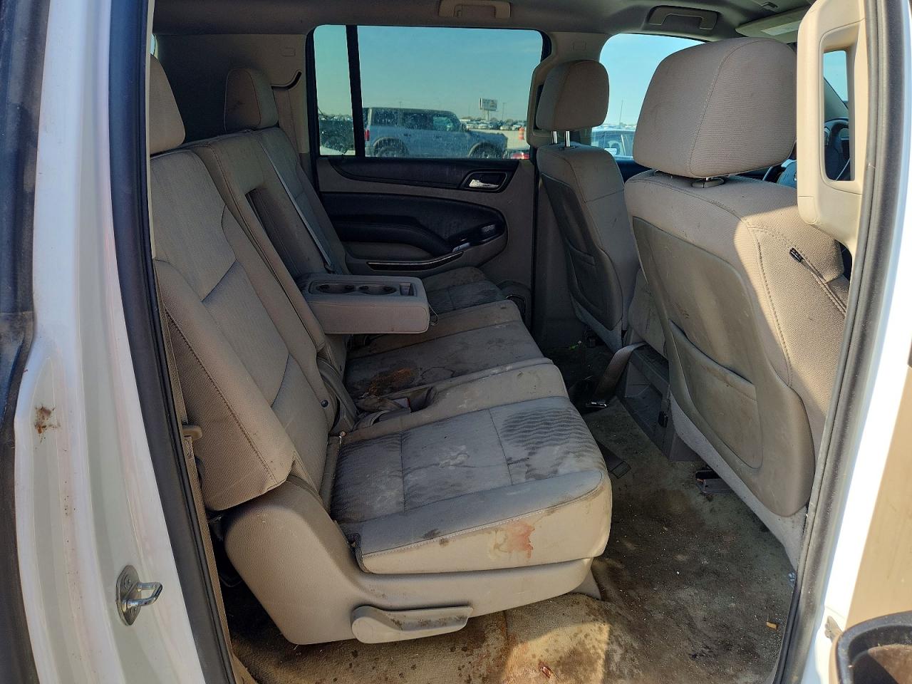 2015 Chevrolet Suburban C1500 Ls White vin: 1GNSCHEC5FR247561