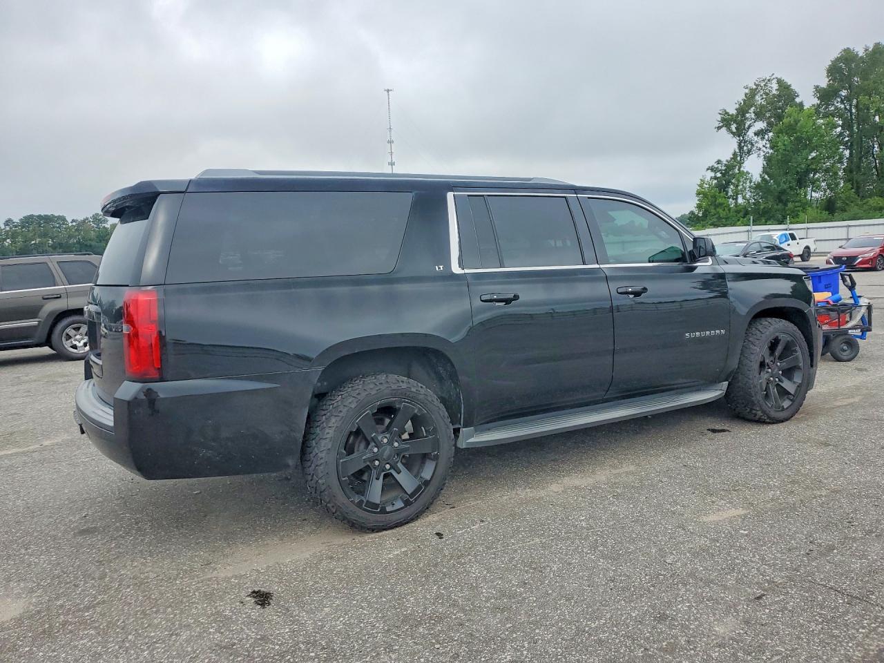 2016 Chevrolet Suburban C1500 Lt Black vin: 1GNSCHKC5GR293011
