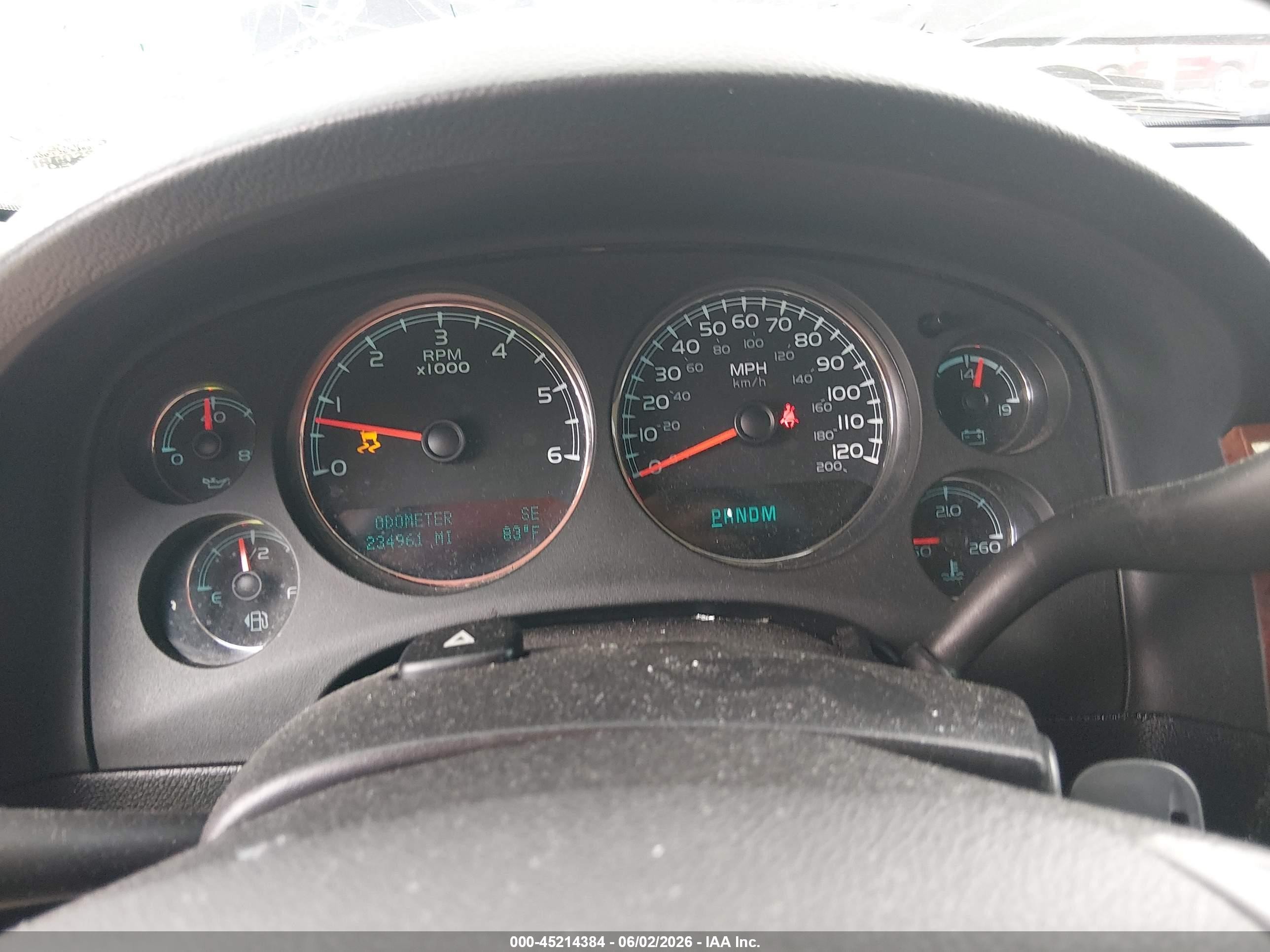 2012 Chevrolet Suburban 1500 Lt Черный vin: 1GNSCJE00CR316830