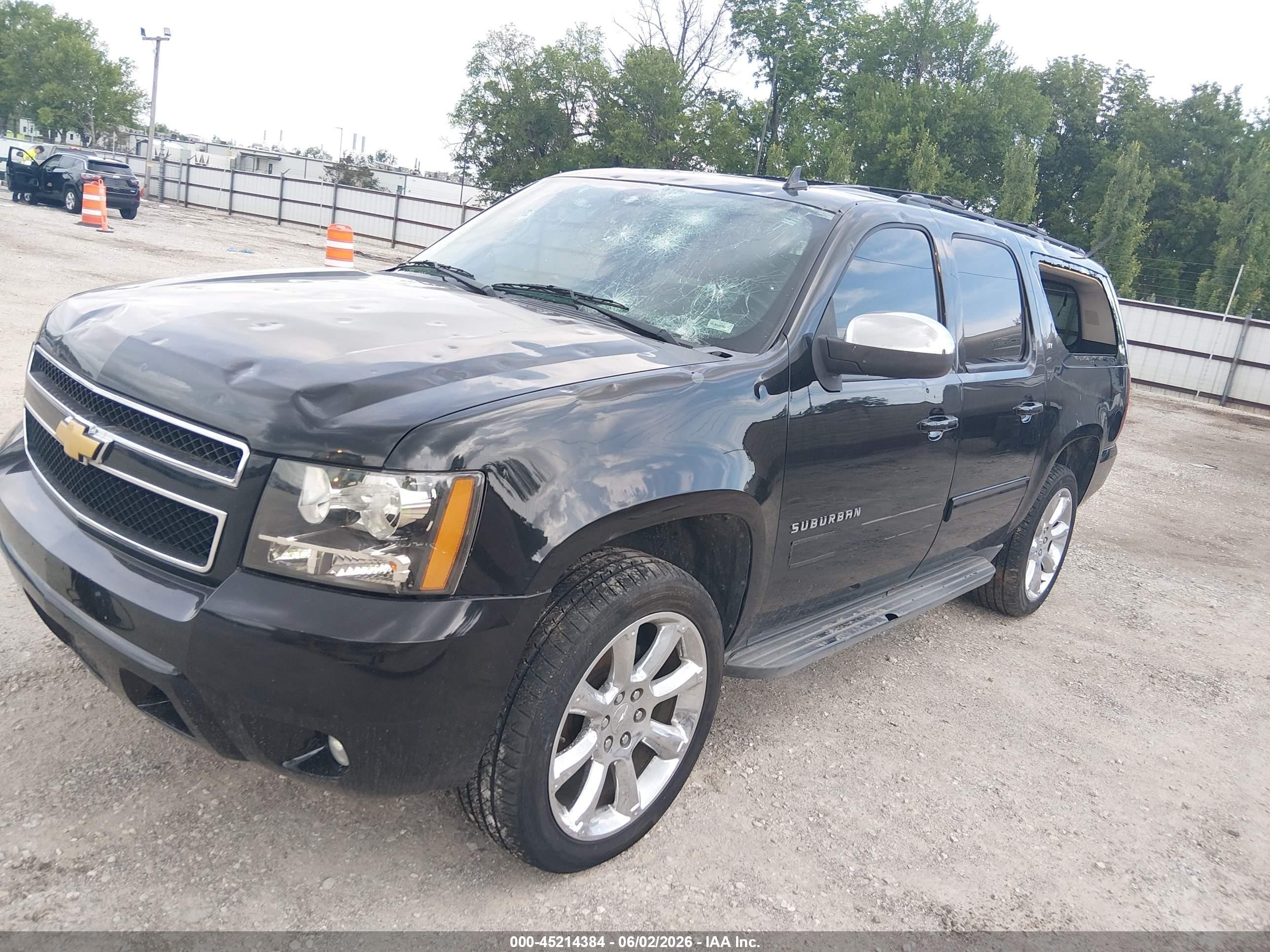 2012 Chevrolet Suburban 1500 Lt Черный vin: 1GNSCJE00CR316830