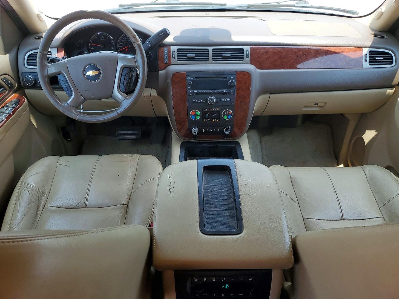 2013 Chevrolet Suburban C1500 Lt White vin: 1GNSCJE00DR262236