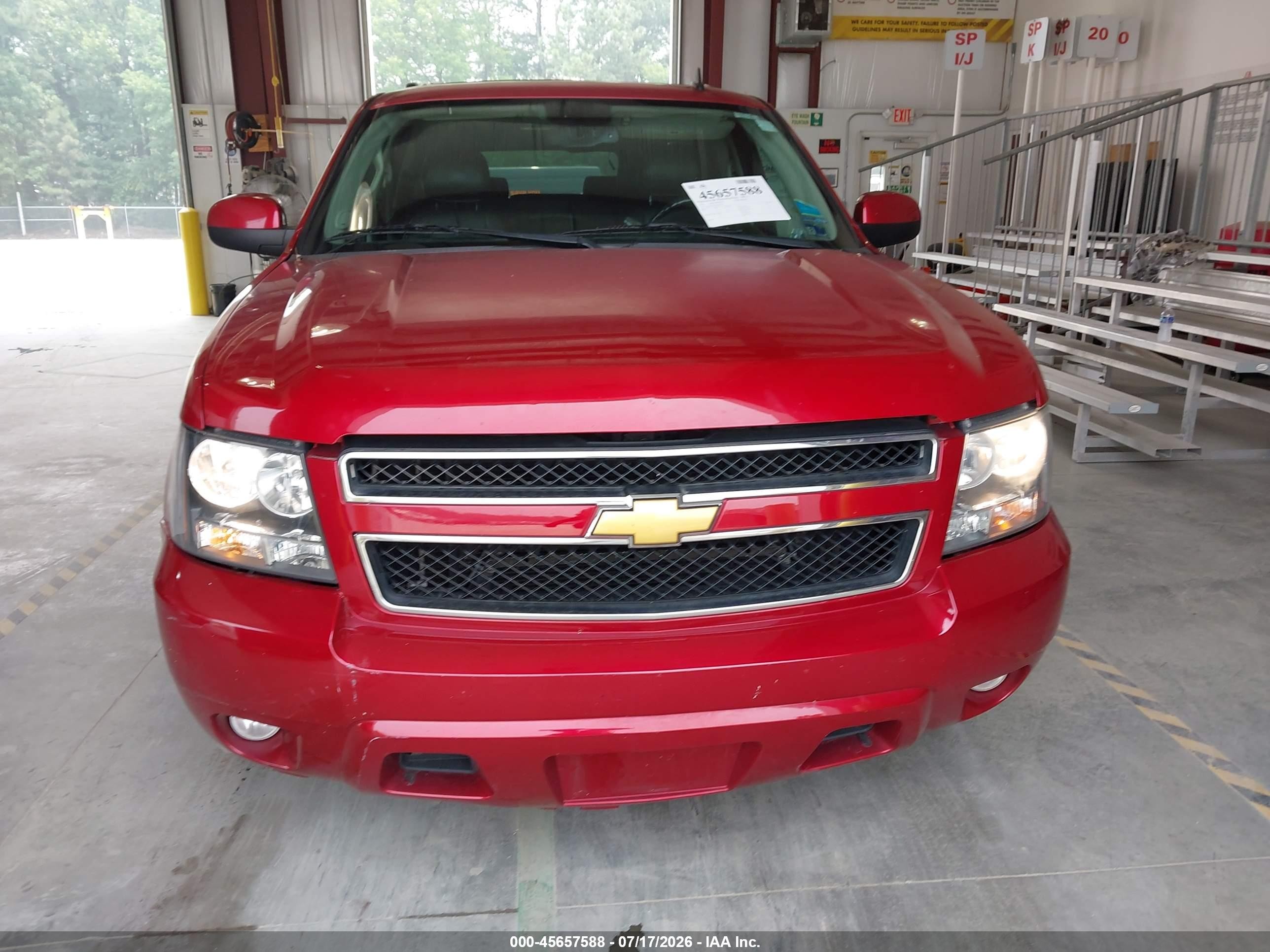 2013 Chevrolet Suburban Lt Red vin: 1GNSCJE01DR287176