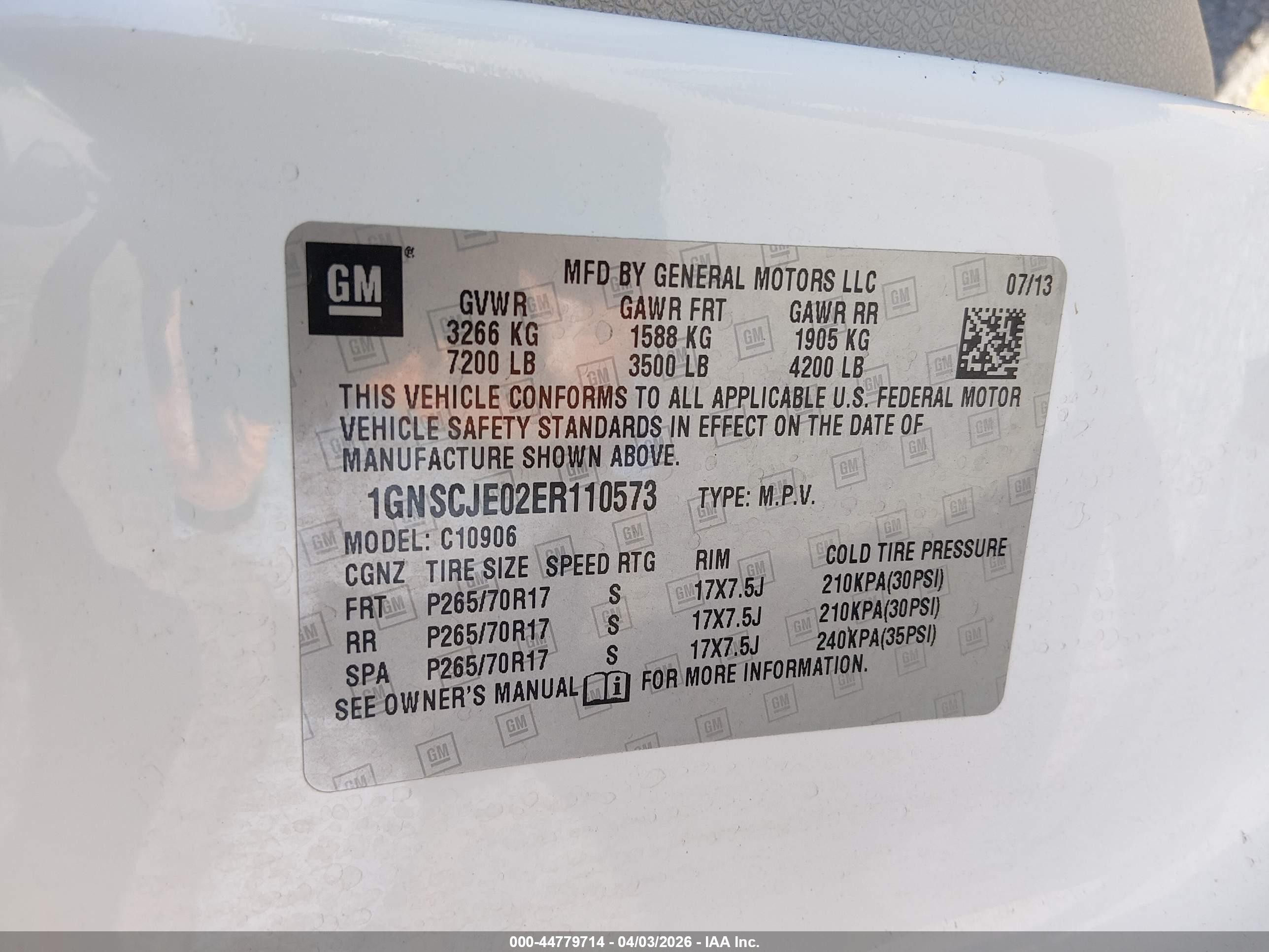 2014 Chevrolet Suburban 1500 Lt White vin: 1GNSCJE02ER110573