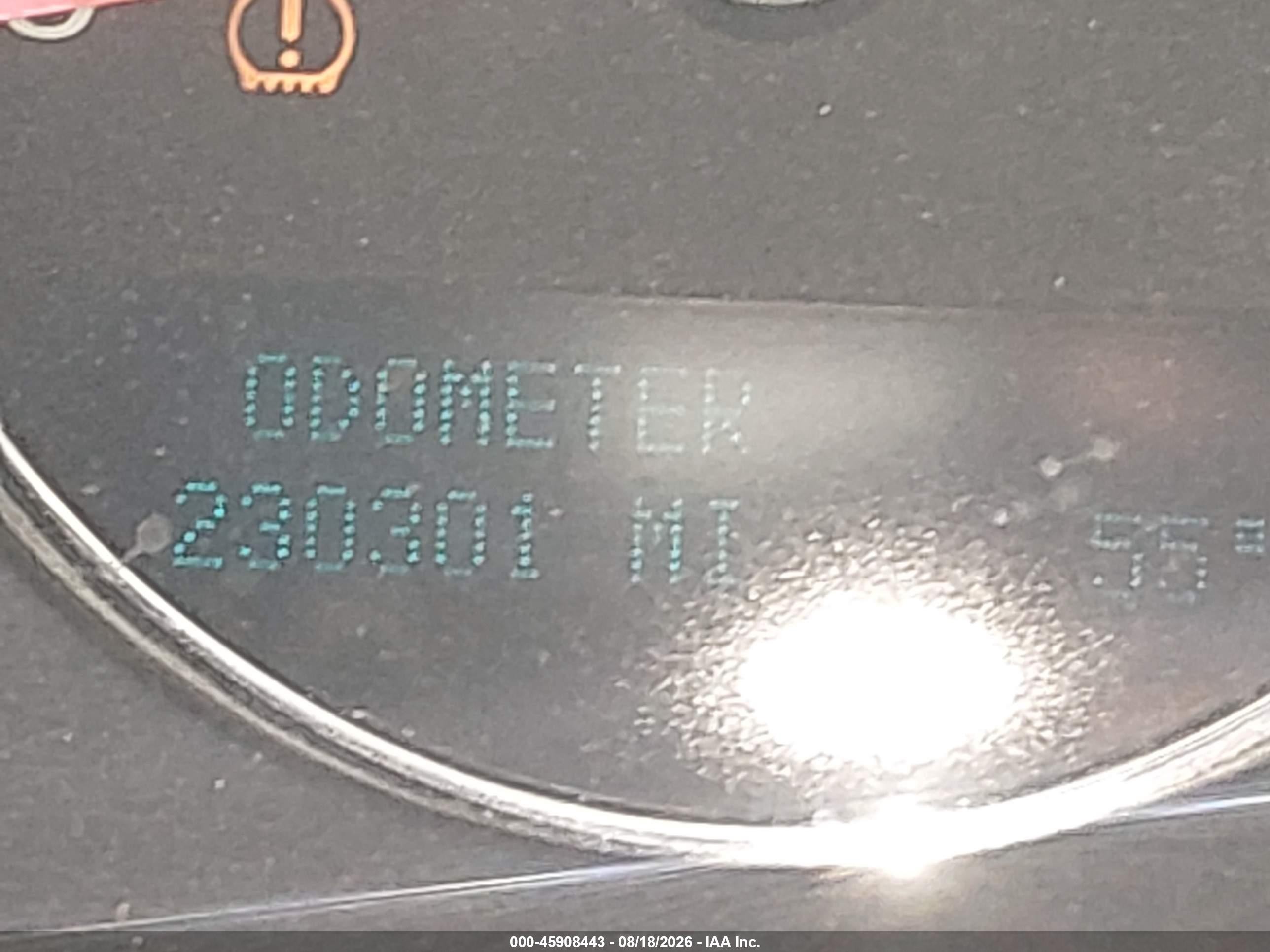 2011 Chevrolet Suburban Lt Silver vin: 1GNSCJE03BR346855