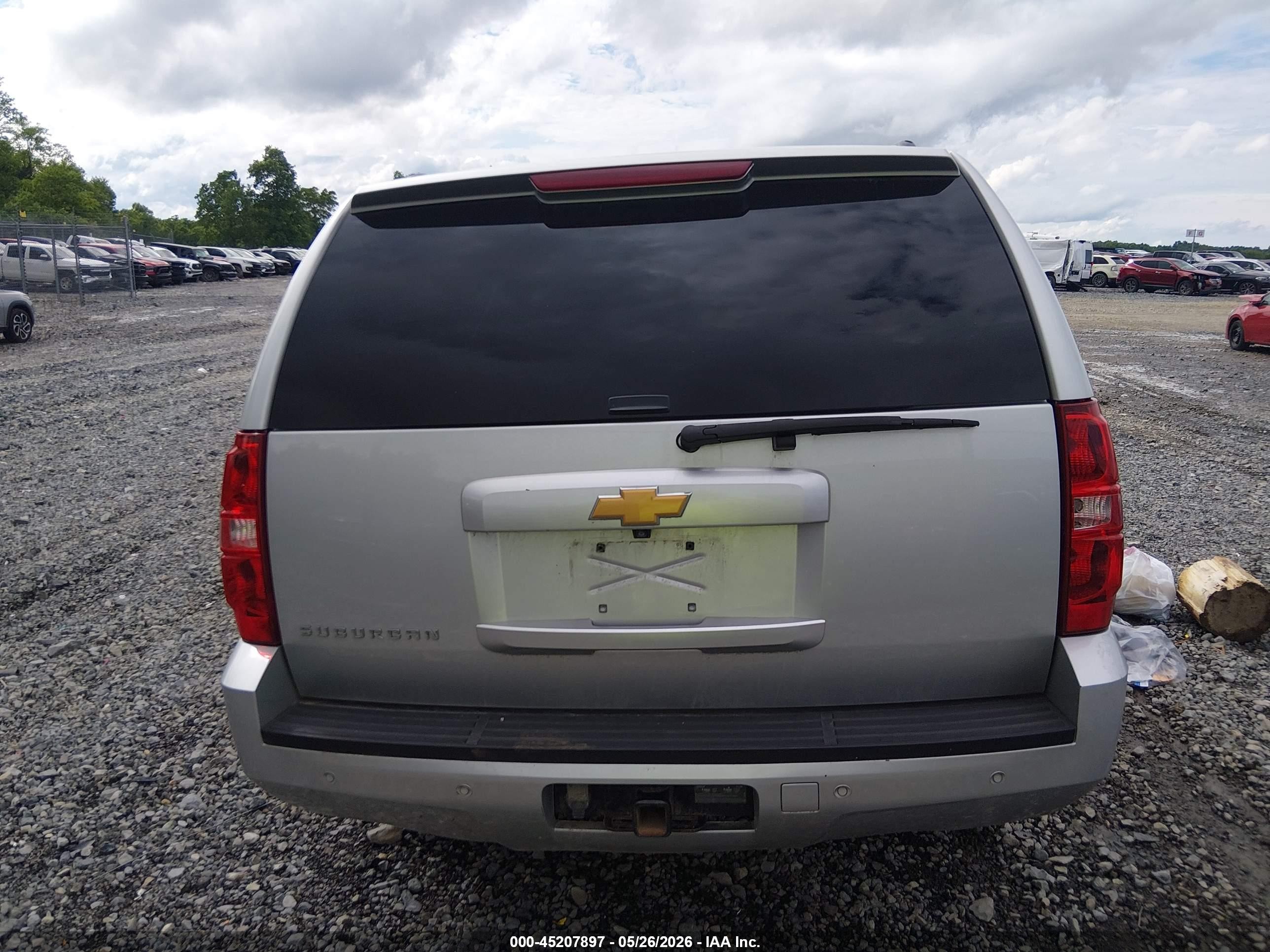 2014 Chevrolet Suburban 1500 Lt Silver vin: 1GNSCJE03ER217647