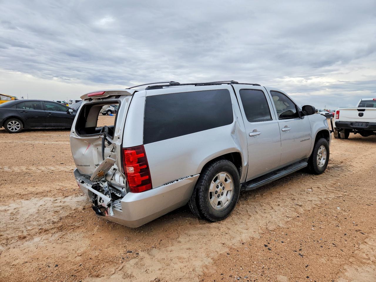 2012 Chevrolet Suburban C1500 Lt Silver vin: 1GNSCJE05CR236410