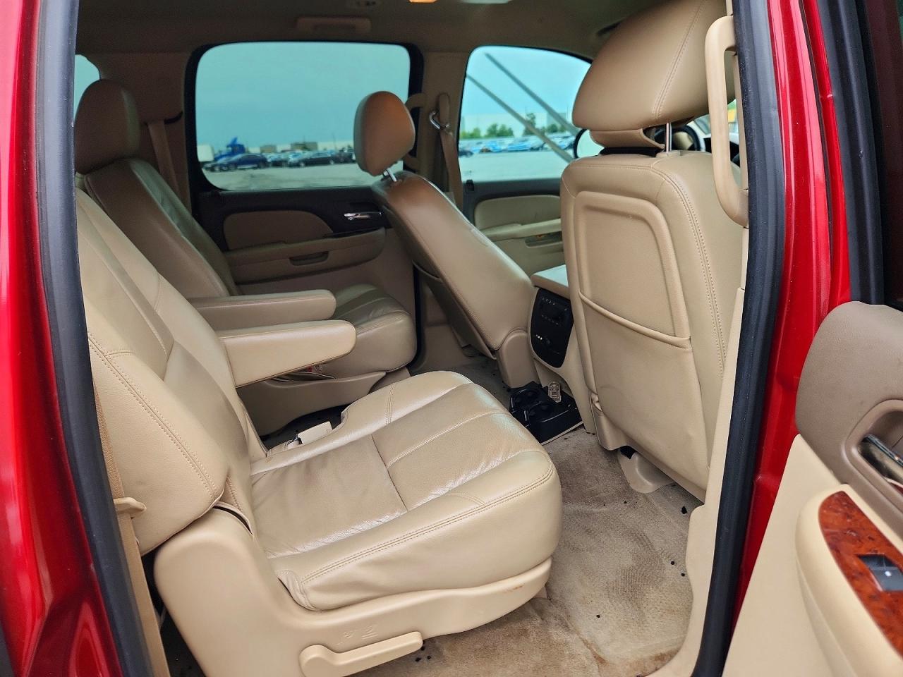 2012 Chevrolet Suburban C1500 Lt Red vin: 1GNSCJE05CR243552
