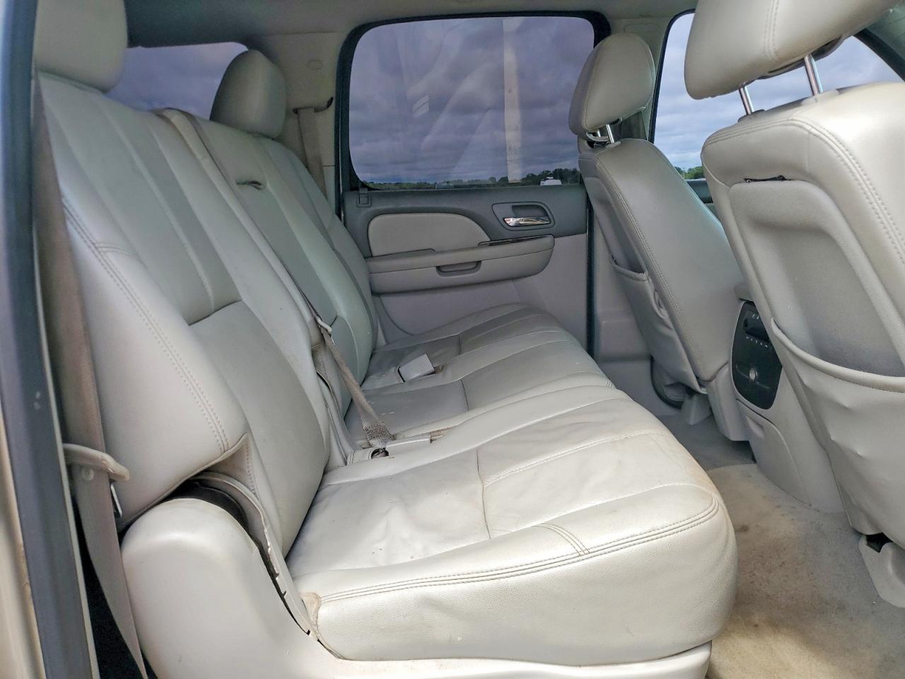 2013 Chevrolet Suburban C1500 Lt Tan vin: 1GNSCJE05DR306635