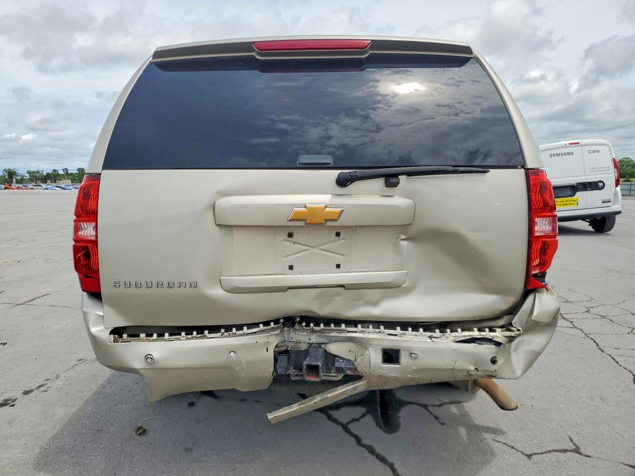 2013 Chevrolet Suburban C1500 Lt Tan vin: 1GNSCJE05DR306635