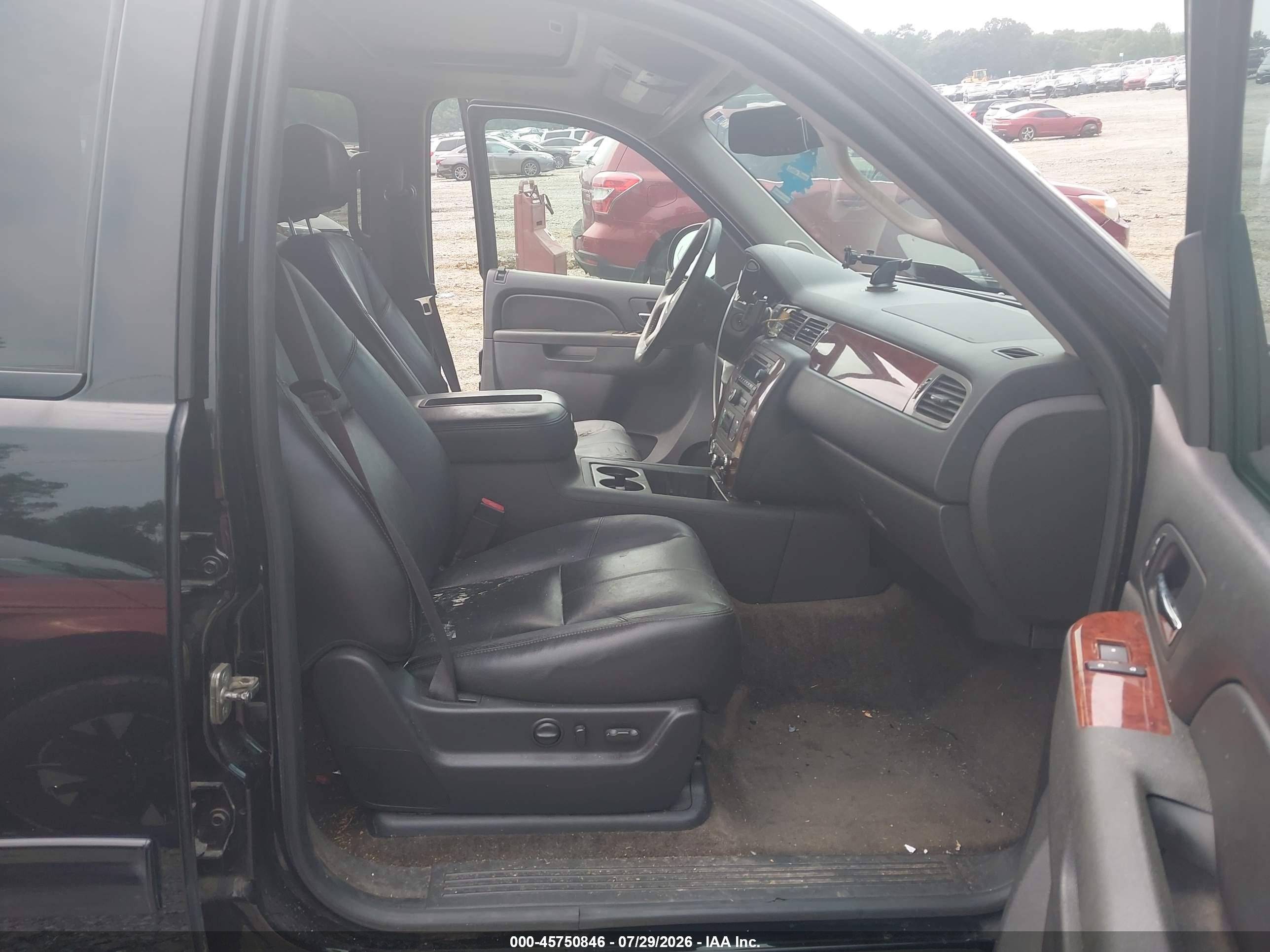 2013 Chevrolet Suburban Lt Black vin: 1GNSCJE05DR373543