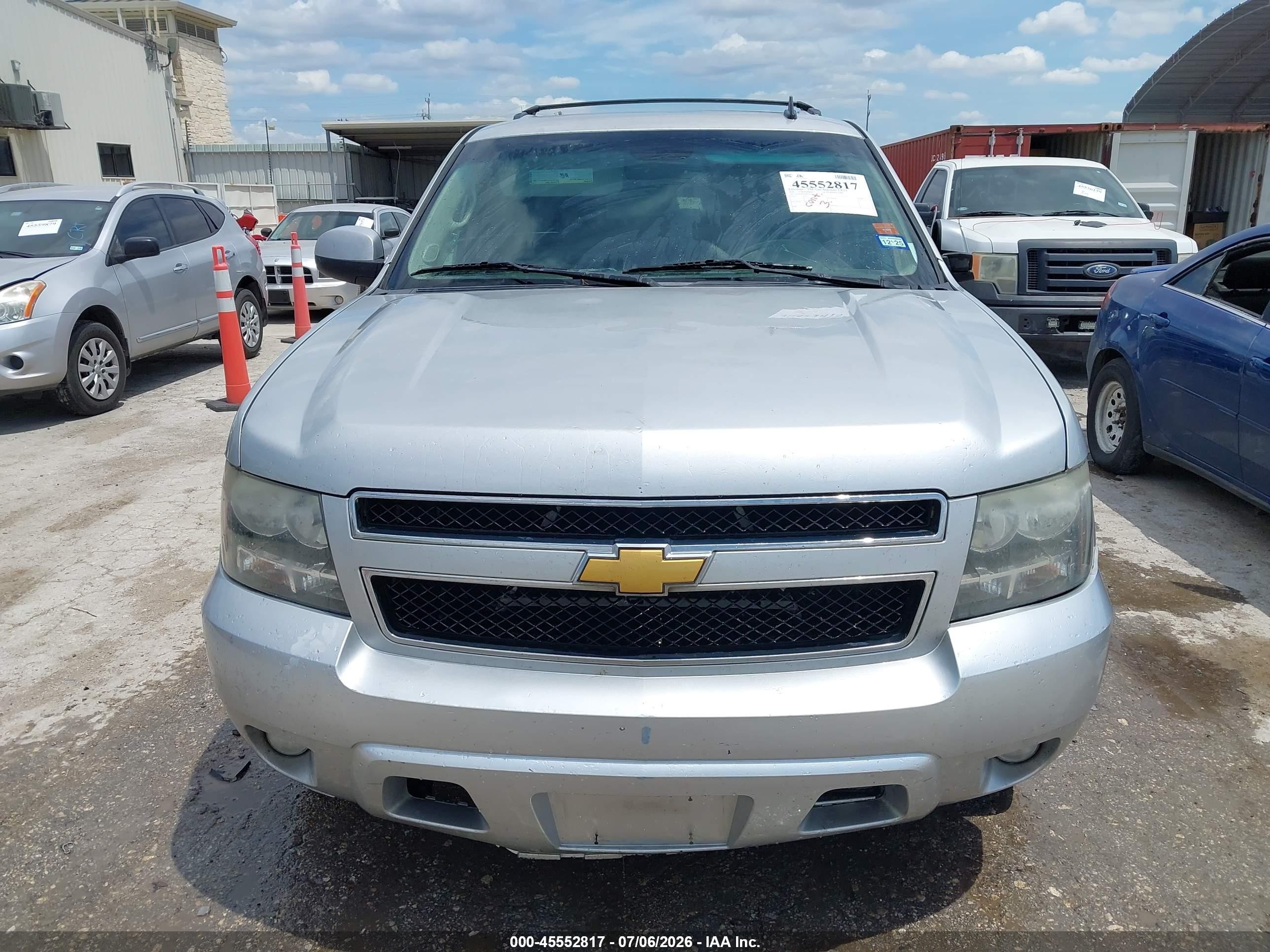 2014 Chevrolet Suburban 1500 Lt Silver vin: 1GNSCJE05ER123205