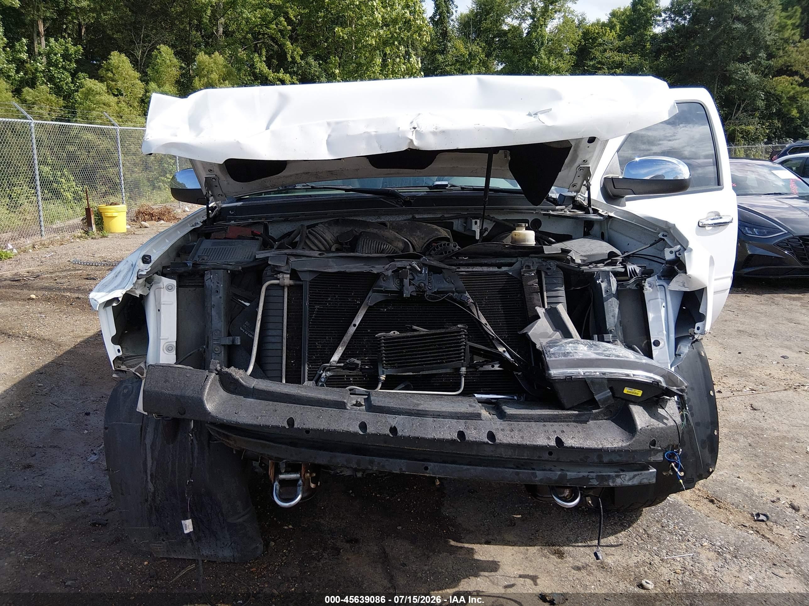 2014 Chevrolet Suburban Lt White vin: 1GNSCJE05ER130445