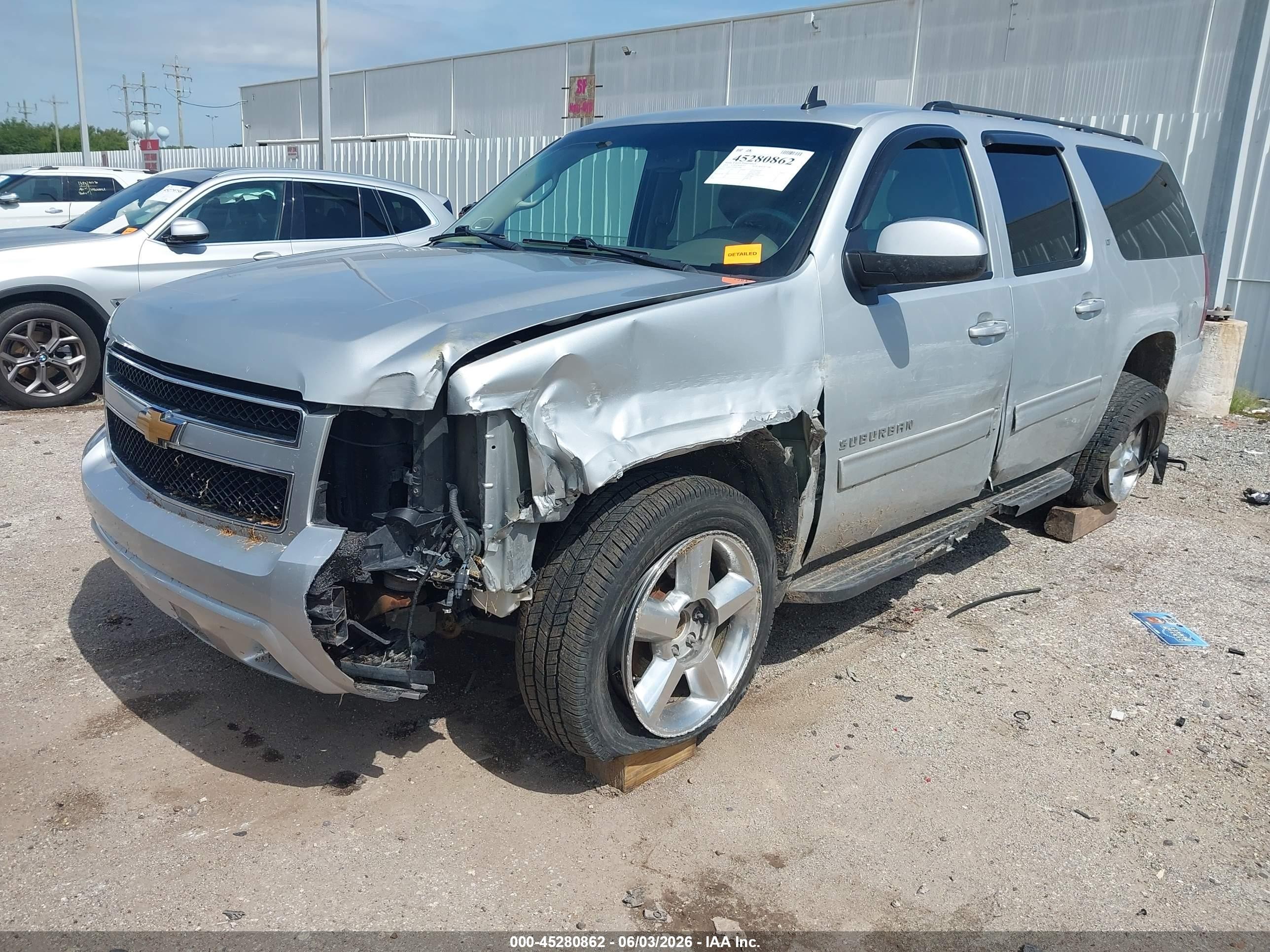 2014 Chevrolet Suburban 1500 Lt Silver vin: 1GNSCJE05ER145088