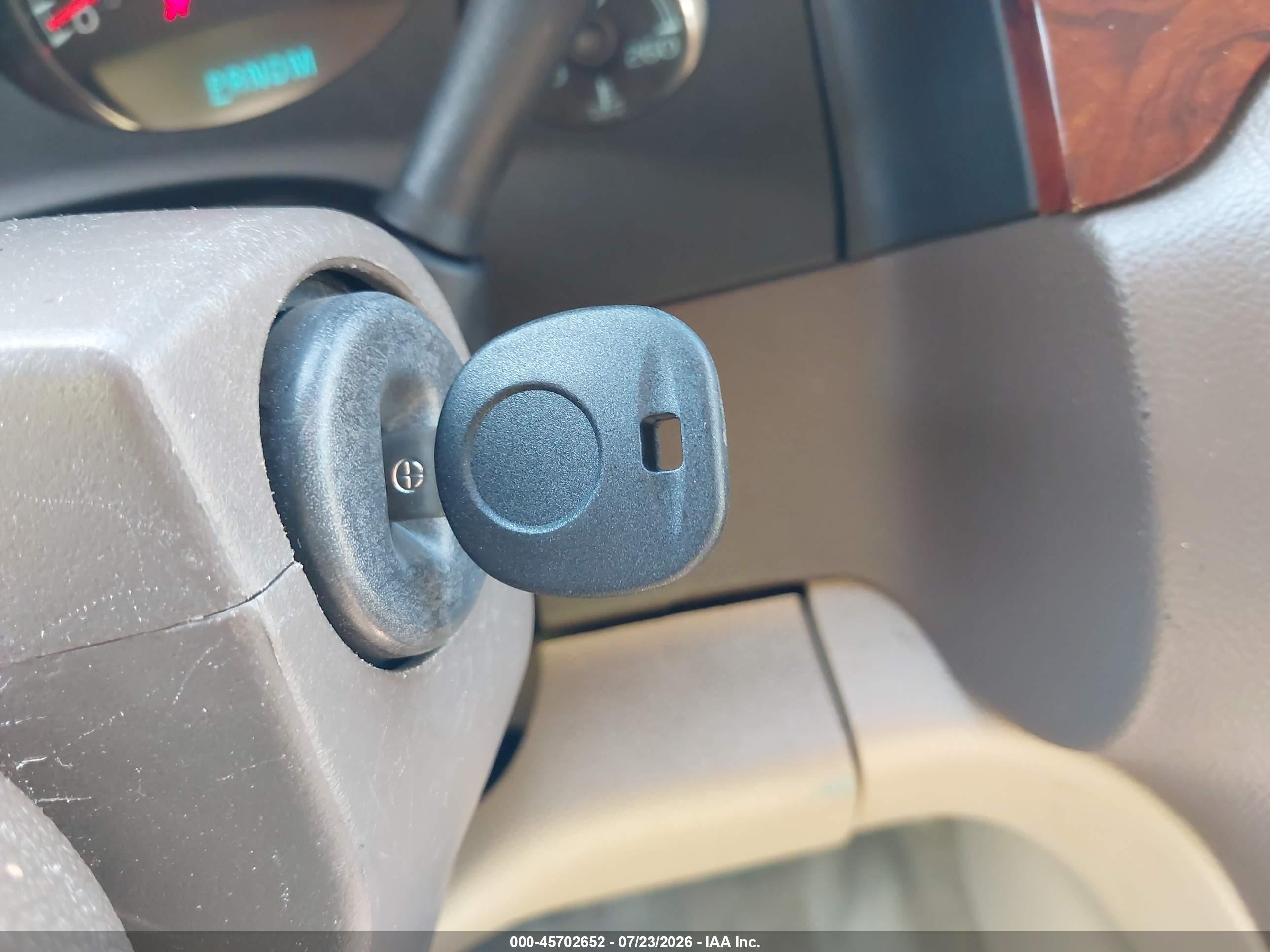 2014 Chevrolet Suburban Lt Золотой vin: 1GNSCJE06ER191710