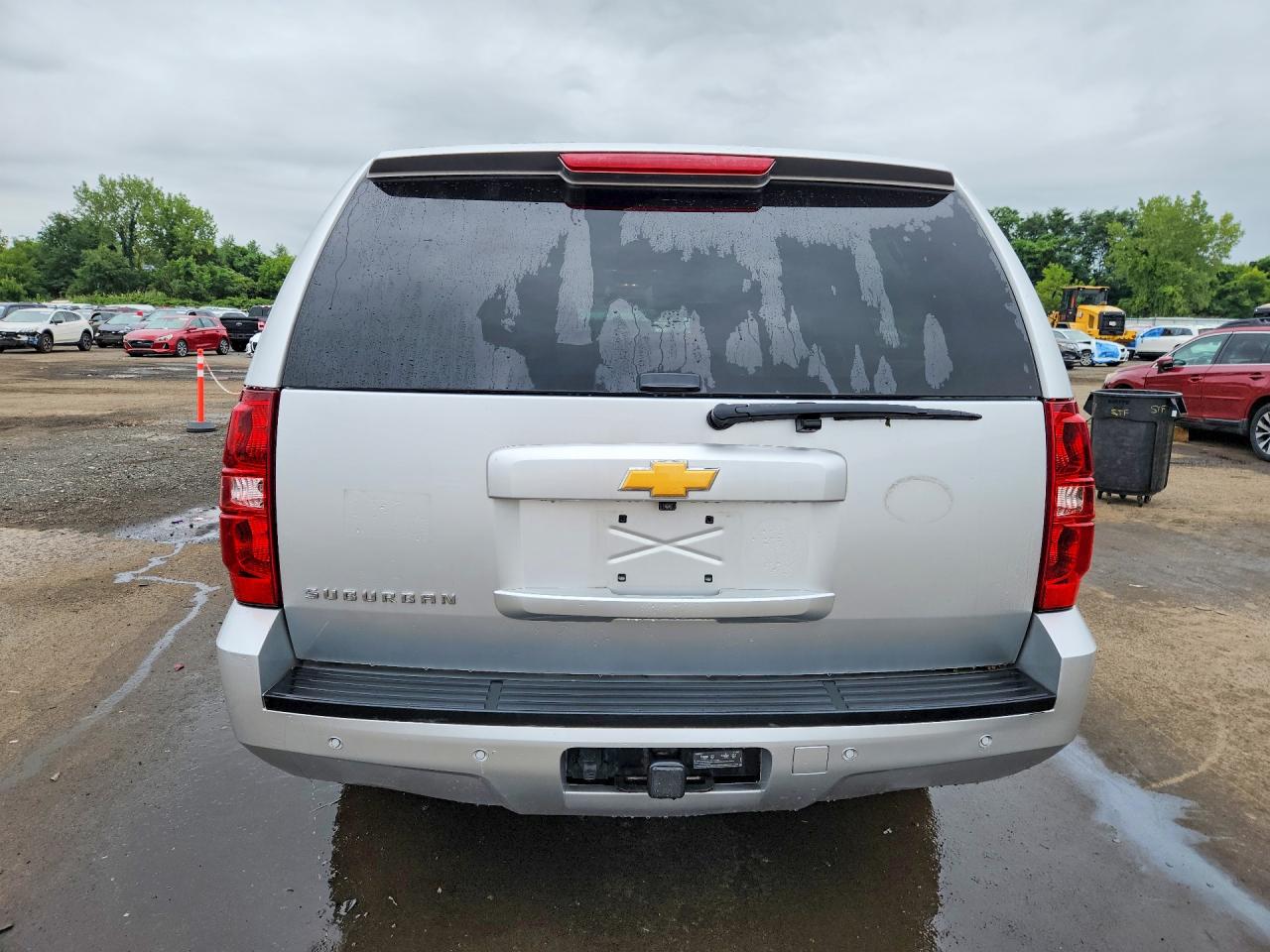 2014 Chevrolet Suburban C1500 Lt Silver vin: 1GNSCJE06ER197569