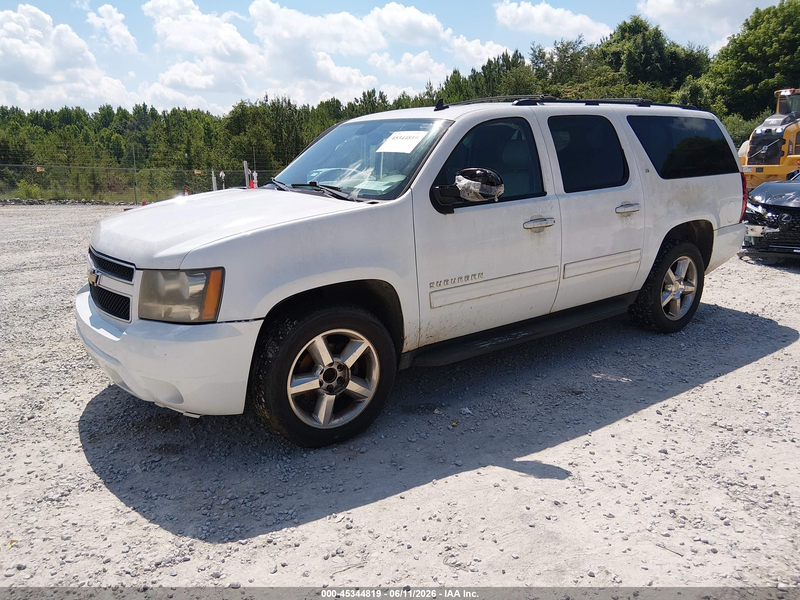 2011 Chevrolet Suburban 1500 Lt1 White vin: 1GNSCJE07BR129552