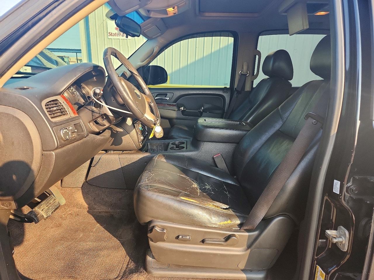 2012 Chevrolet Suburban C1500 Lt Black vin: 1GNSCJE07CR304576