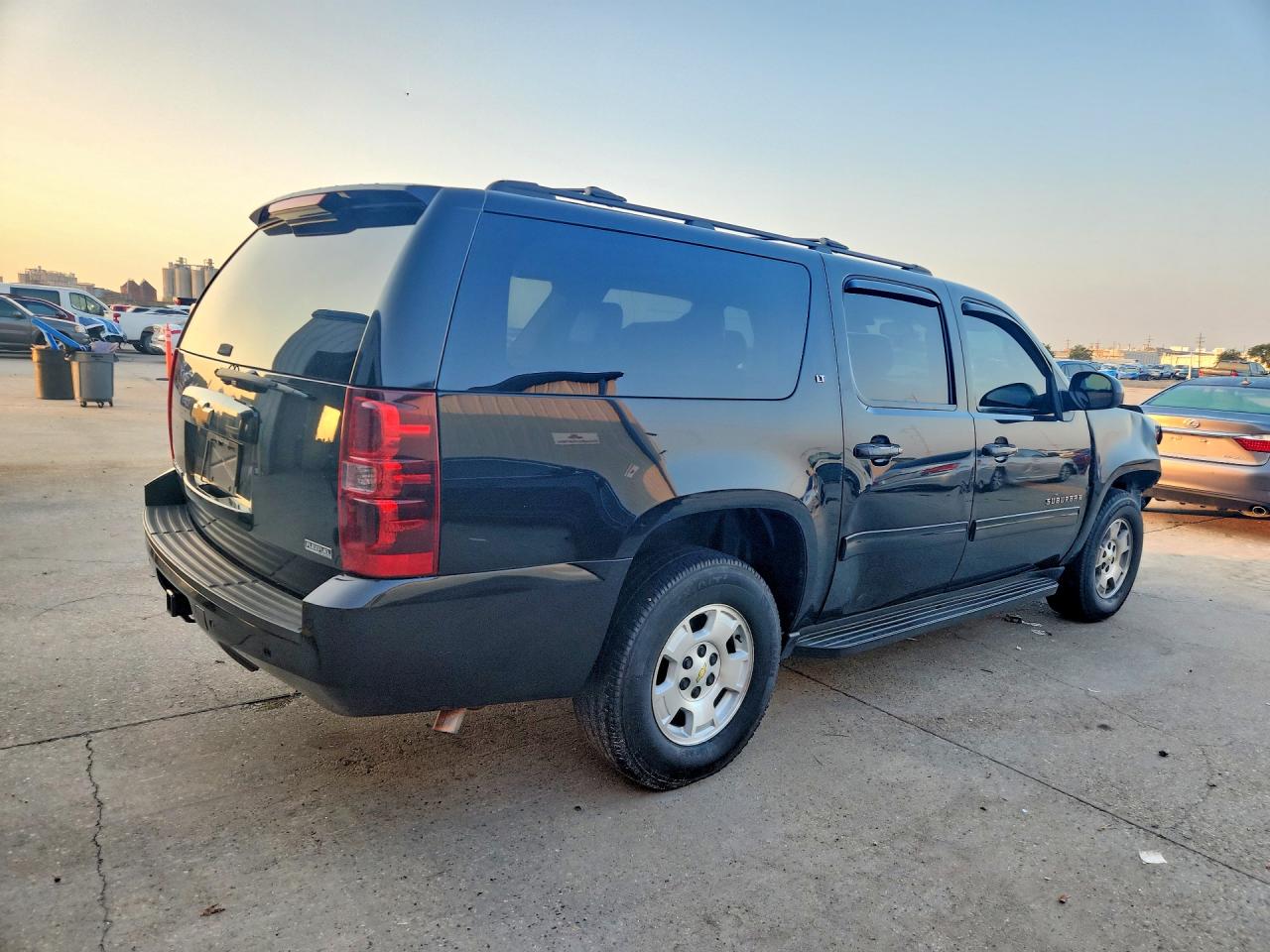 2012 Chevrolet Suburban C1500 Lt Black vin: 1GNSCJE07CR304576