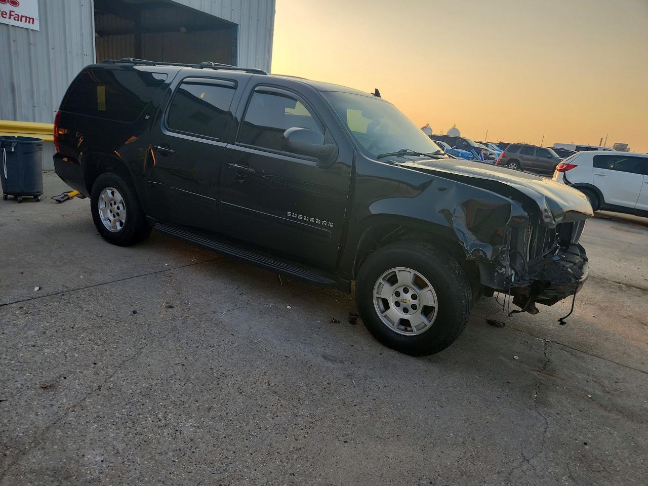 2012 Chevrolet Suburban C1500 Lt Black vin: 1GNSCJE07CR304576