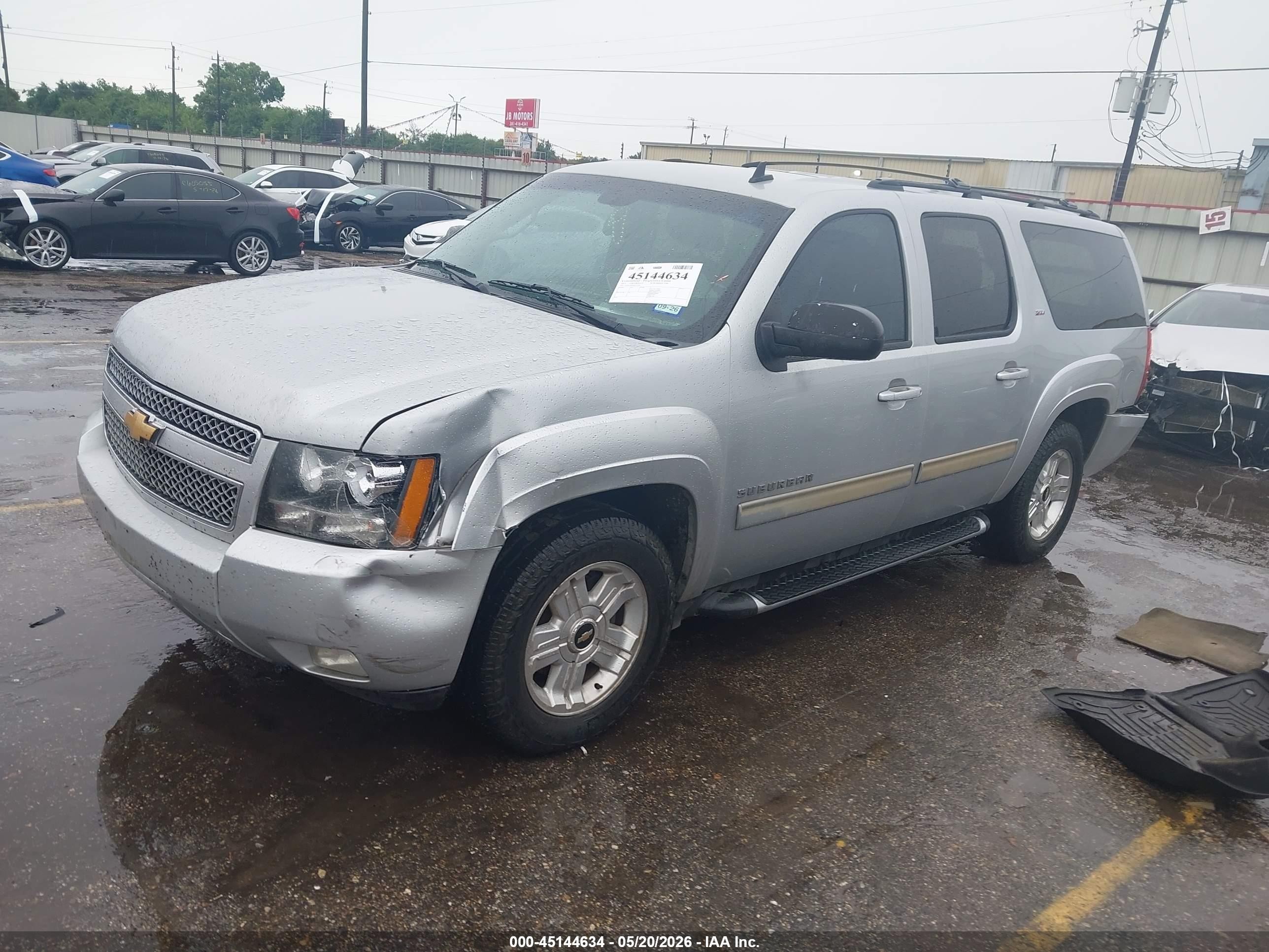 2013 Chevrolet Suburban 1500 Lt Gray vin: 1GNSCJE07DR221649