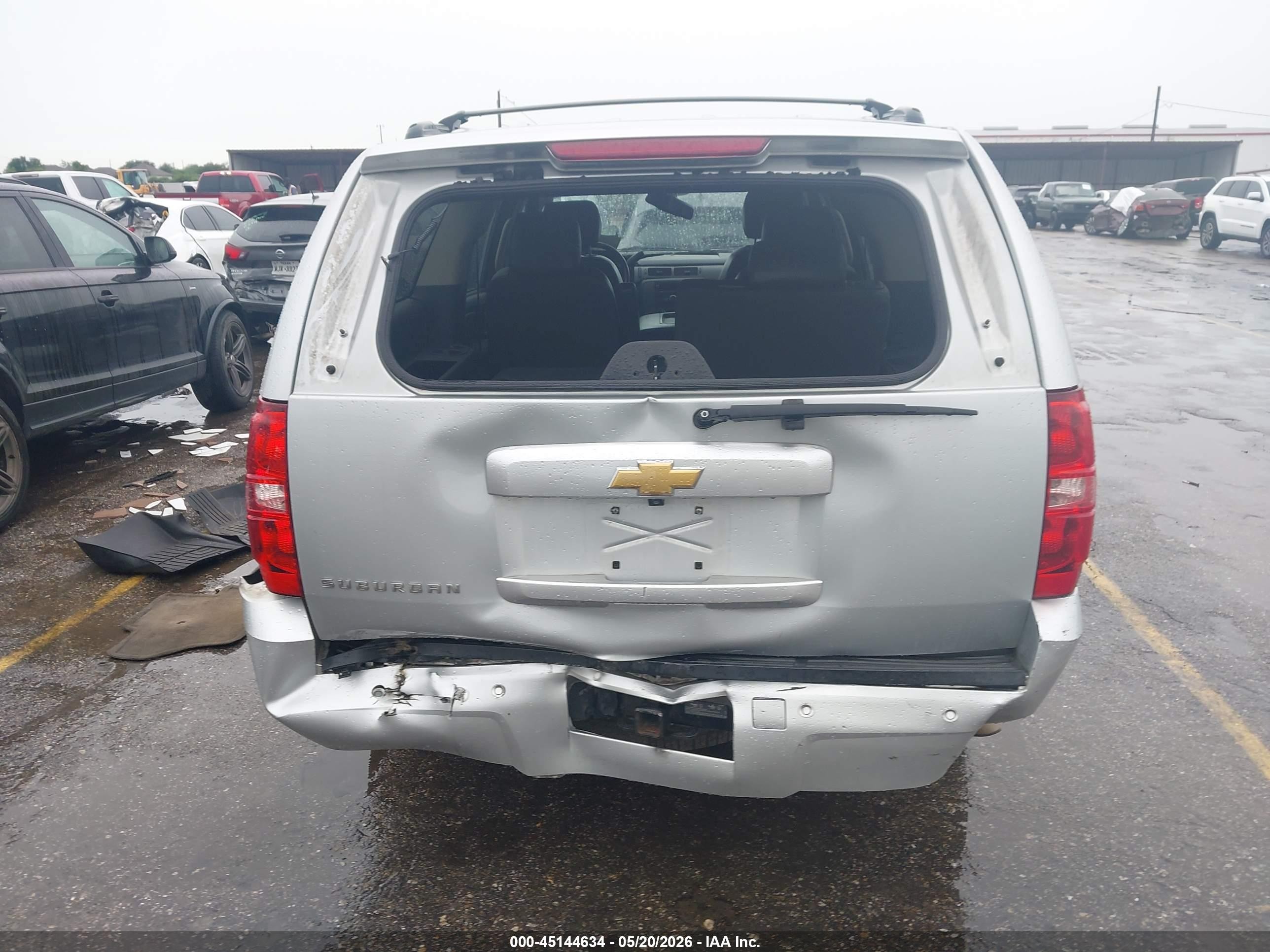2013 Chevrolet Suburban 1500 Lt Gray vin: 1GNSCJE07DR221649