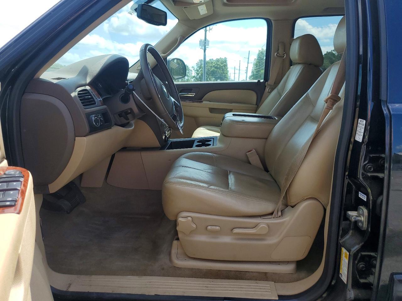 2014 Chevrolet Suburban C1500 Lt Black vin: 1GNSCJE07ER229669
