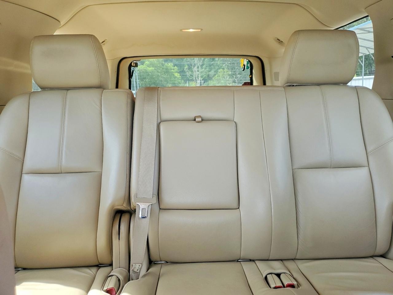 2014 Chevrolet Suburban C1500 Lt Black vin: 1GNSCJE07ER229669
