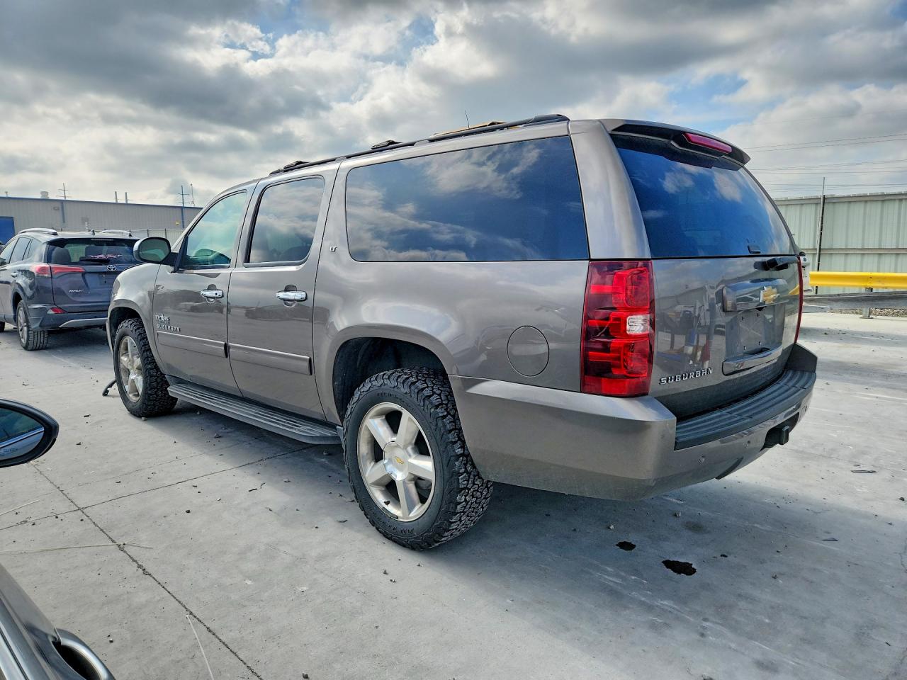 2014 Chevrolet Suburban C1500 Lt Brown vin: 1GNSCJE07ER230238