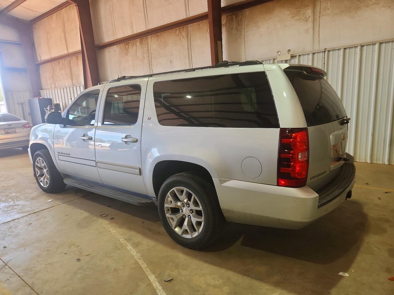 2013 Chevrolet Suburban C1500 Lt Silver vin: 1GNSCJE08DR263280