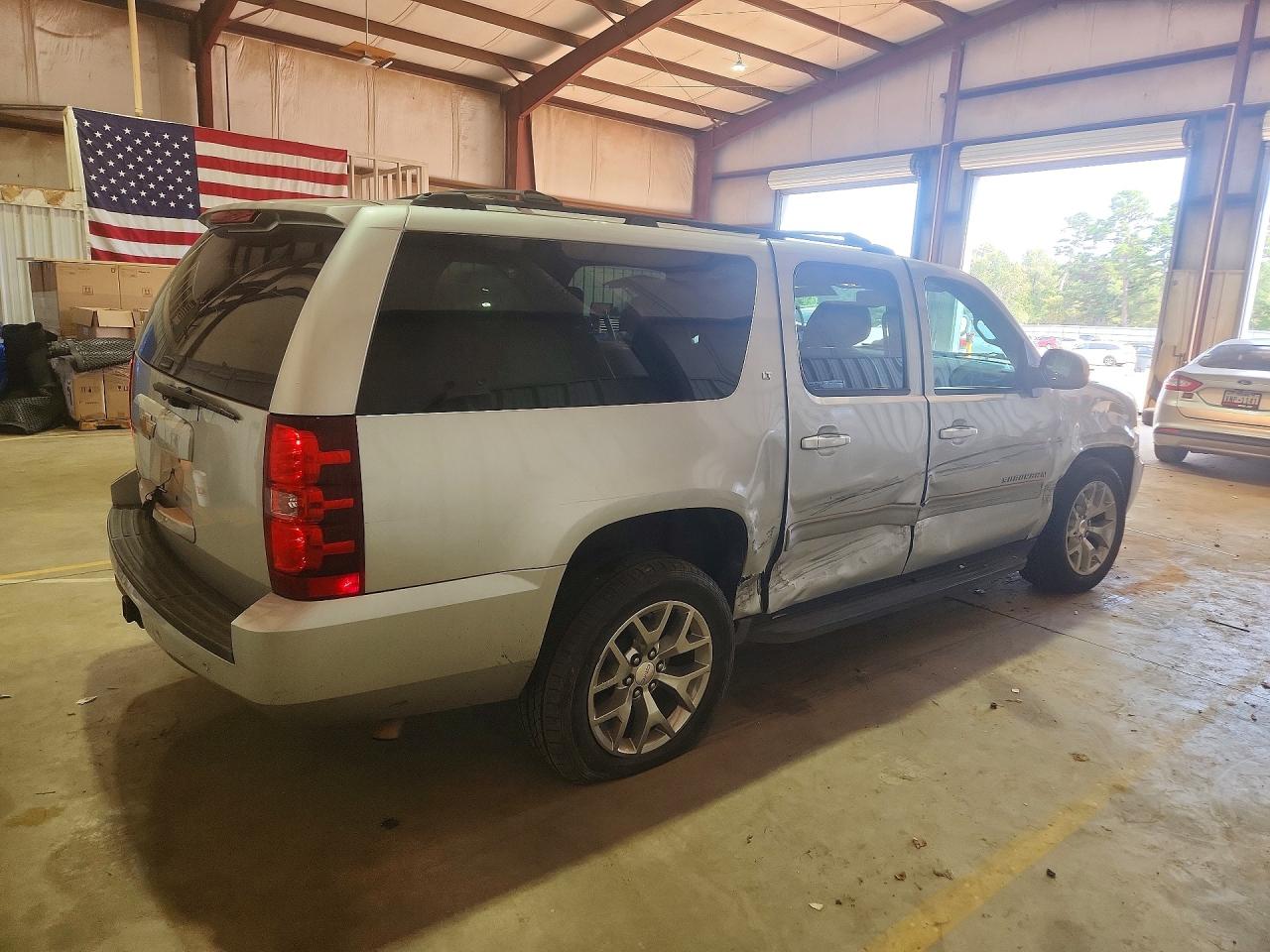 2013 Chevrolet Suburban C1500 Lt Silver vin: 1GNSCJE08DR263280