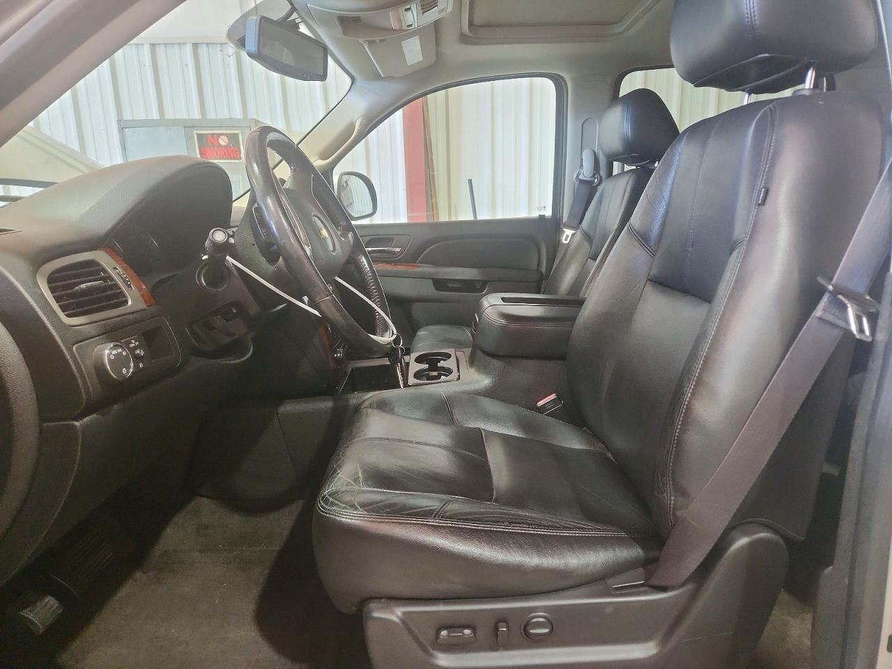 2013 Chevrolet Suburban C1500 Lt Silver vin: 1GNSCJE08DR263280