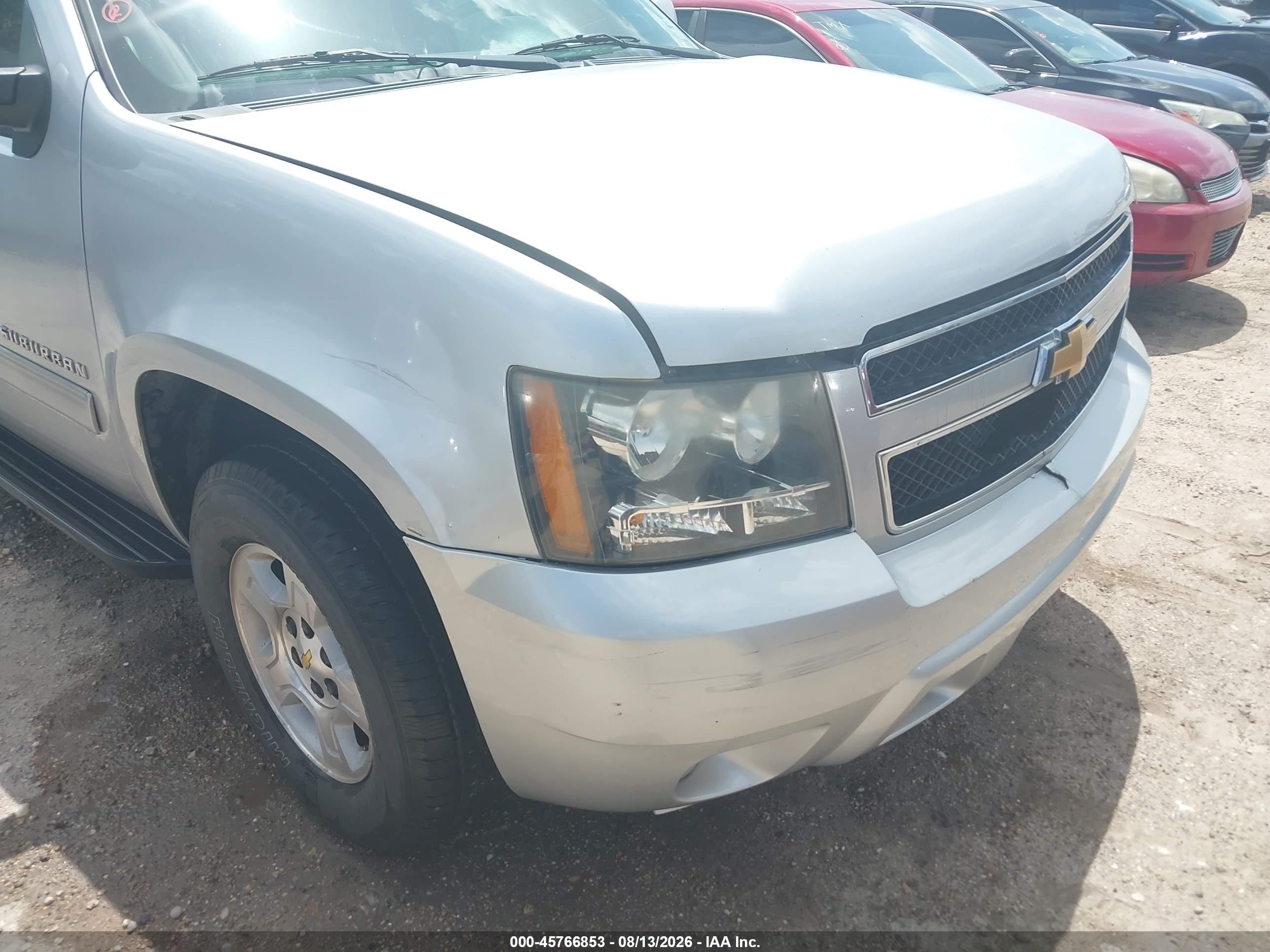 2013 Chevrolet Suburban 1500 Lt Silver vin: 1GNSCJE08DR268088