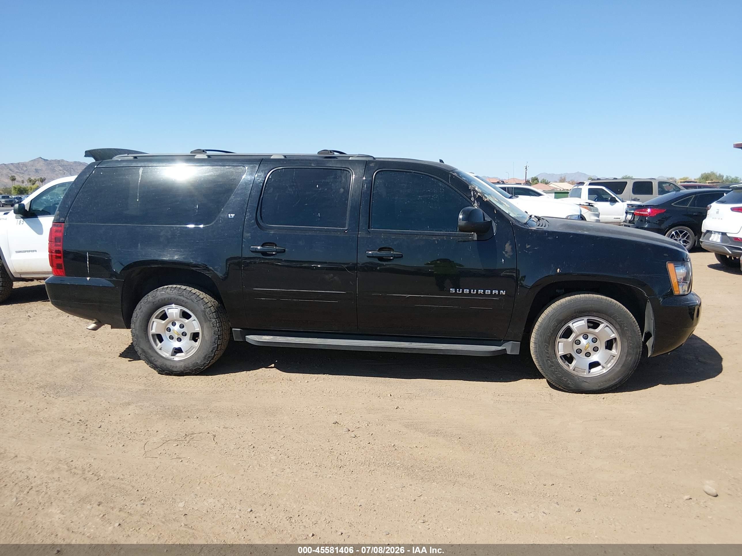 2014 Chevrolet Suburban Lt Черный vin: 1GNSCJE08ER108892