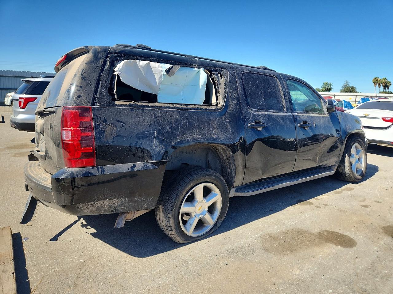 2013 Chevrolet Suburban C1500 Lt Black vin: 1GNSCJE09DR279505
