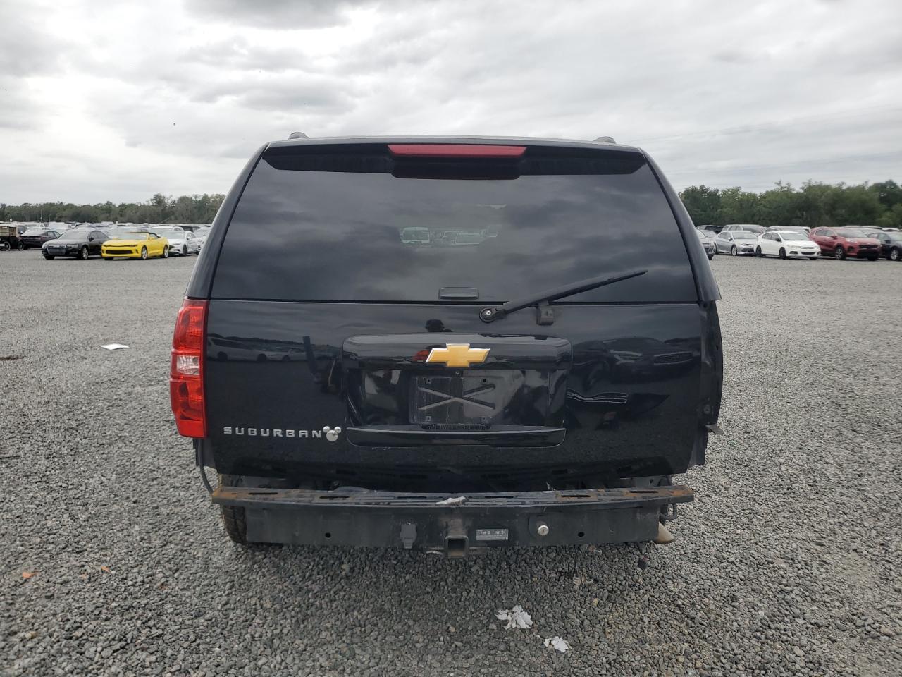 2014 Chevrolet Suburban C1500 Lt Black vin: 1GNSCJE09ER132165