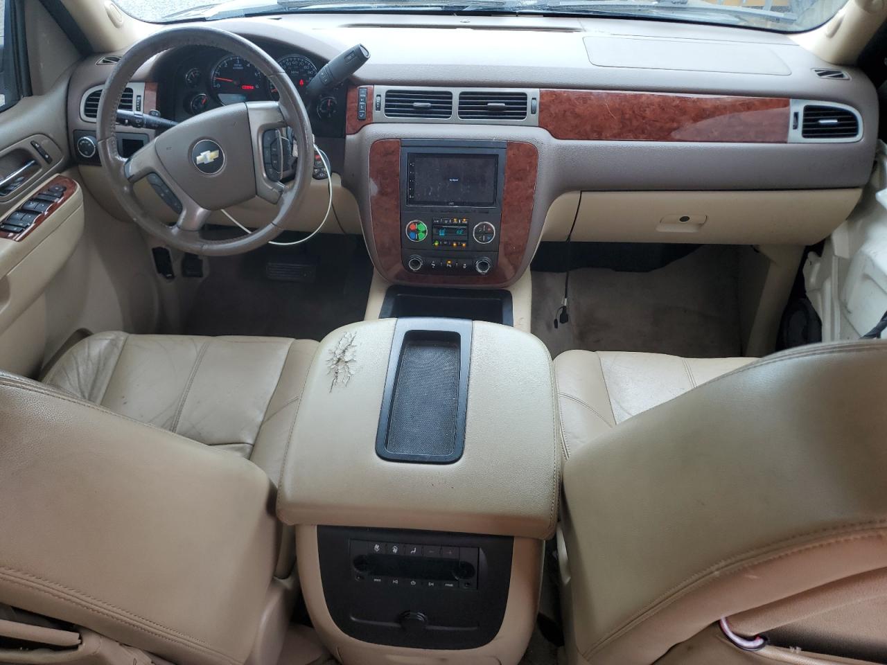 2014 Chevrolet Suburban C1500 Lt Black vin: 1GNSCJE09ER132165