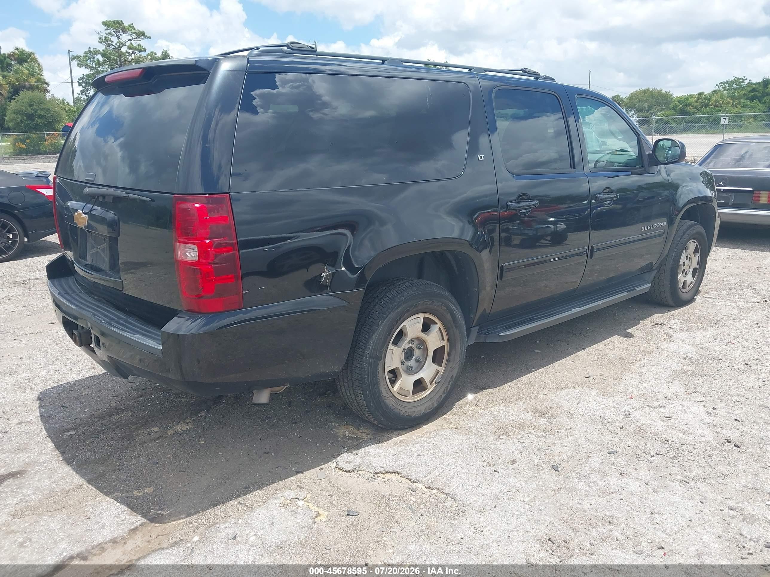 2014 Chevrolet Suburban Lt Black vin: 1GNSCJE09ER133669