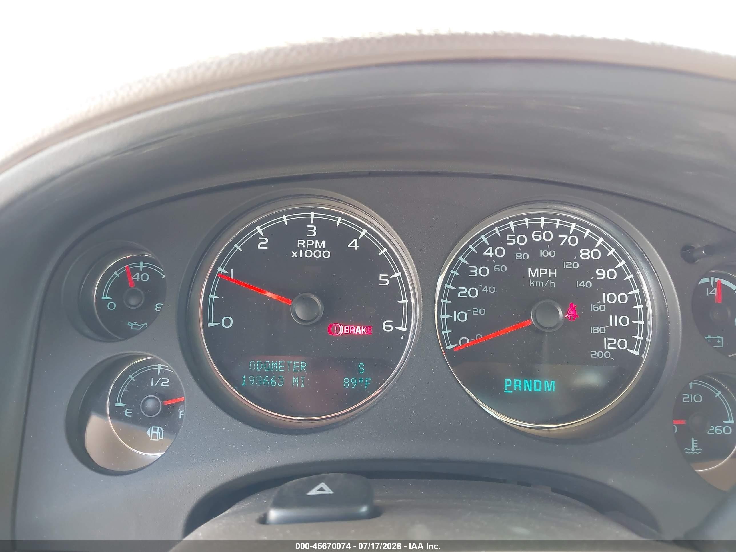 2014 Chevrolet Suburban Lt Красный vin: 1GNSCJE09ER158023