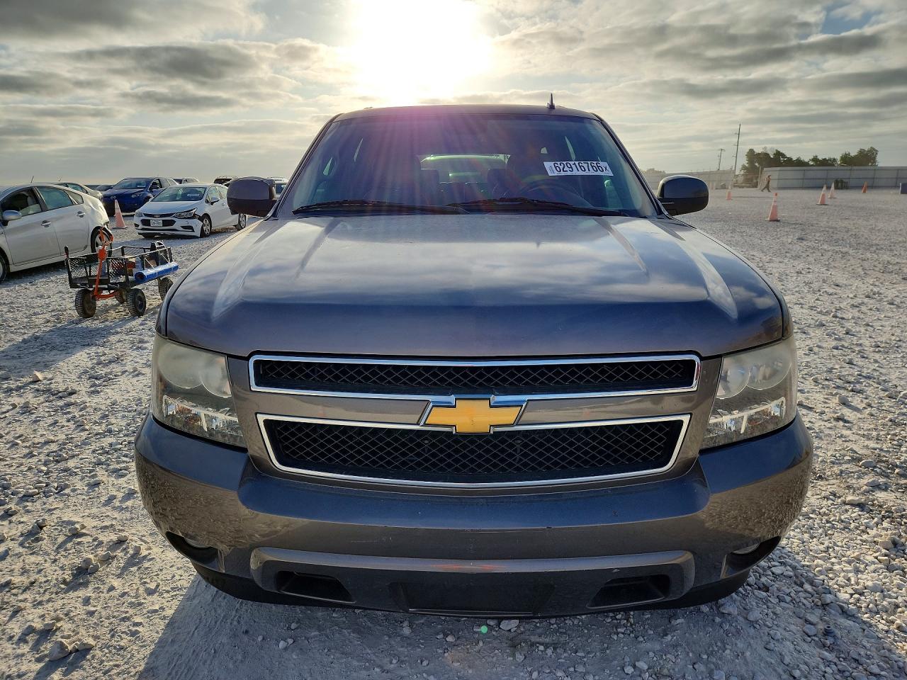 2014 Chevrolet Suburban C1500 Lt Серый vin: 1GNSCJE09ER174562