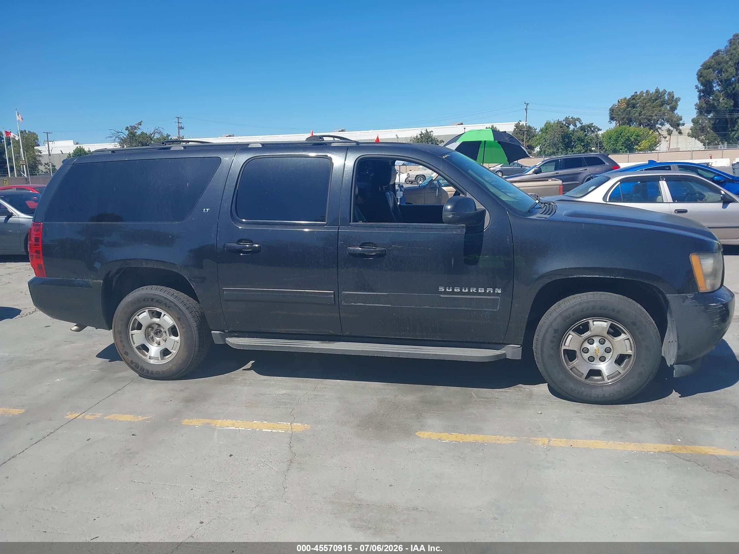 2013 Chevrolet Suburban 1500 Lt Black vin: 1GNSCJE0XDR128222
