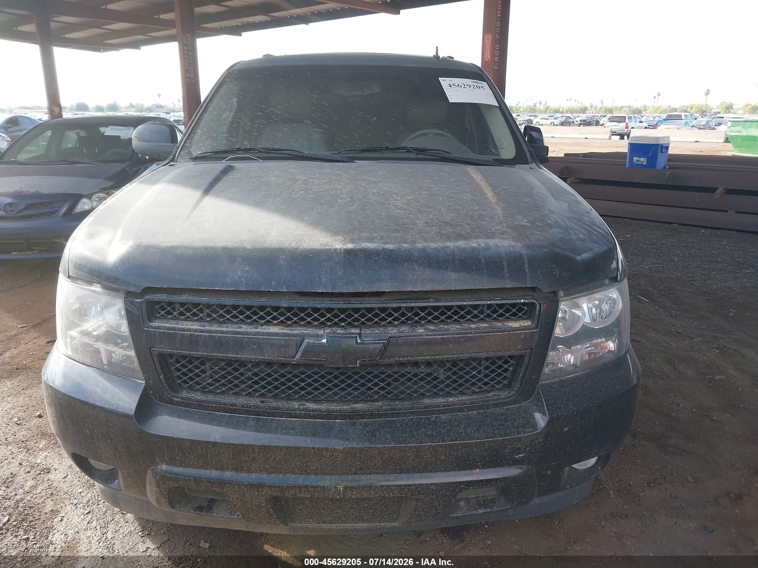2013 Chevrolet Suburban Lt Black vin: 1GNSCJE0XDR244701