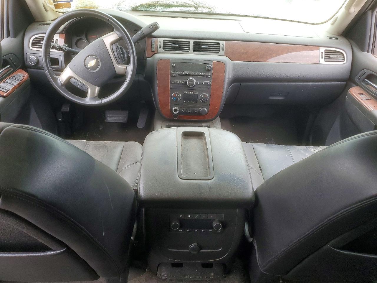 2014 Chevrolet Suburban C1500 Lt Silver vin: 1GNSCJE0XER164543