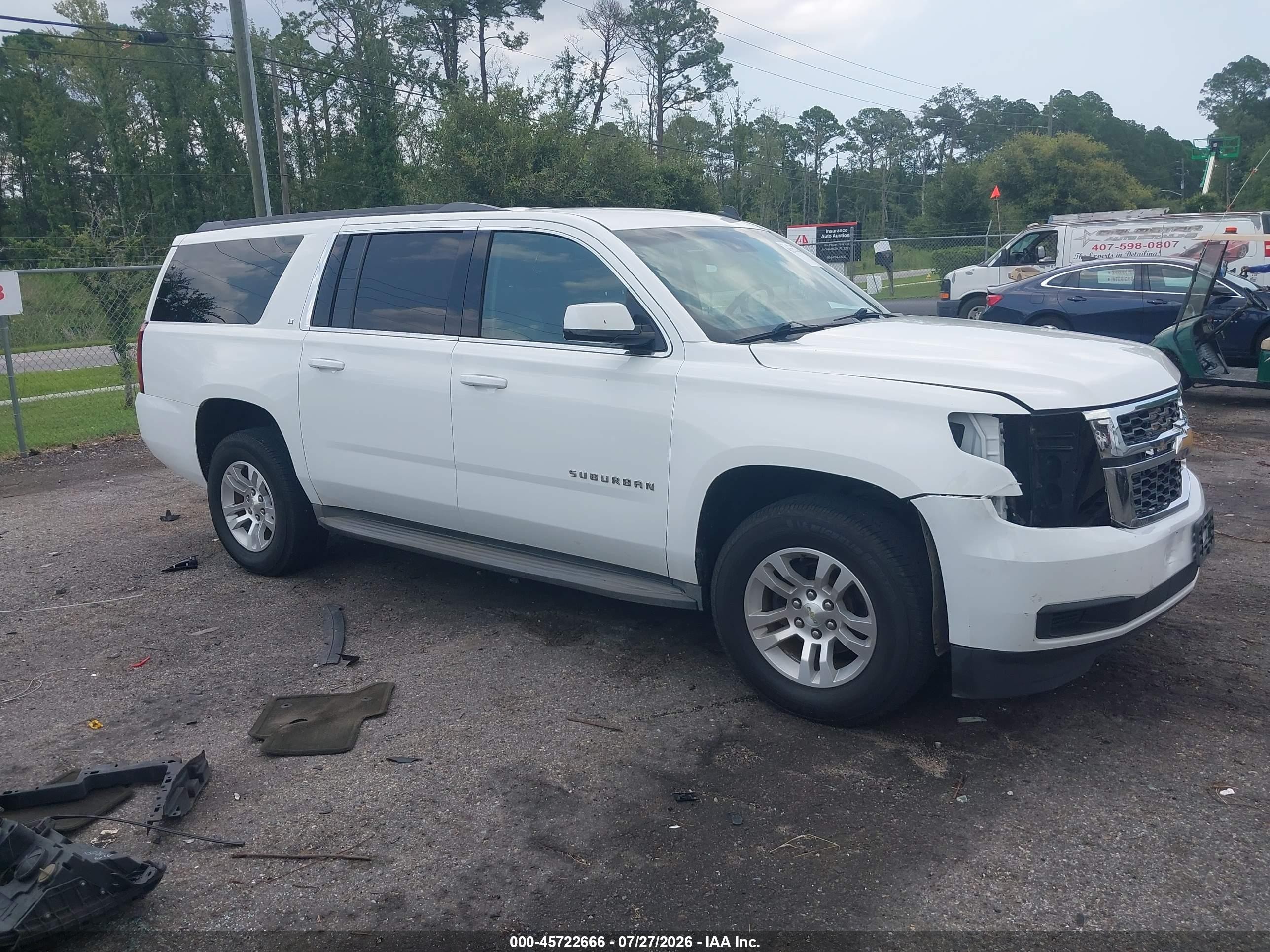 2015 Chevrolet Suburban Lt White vin: 1GNSCJKC0FR264392