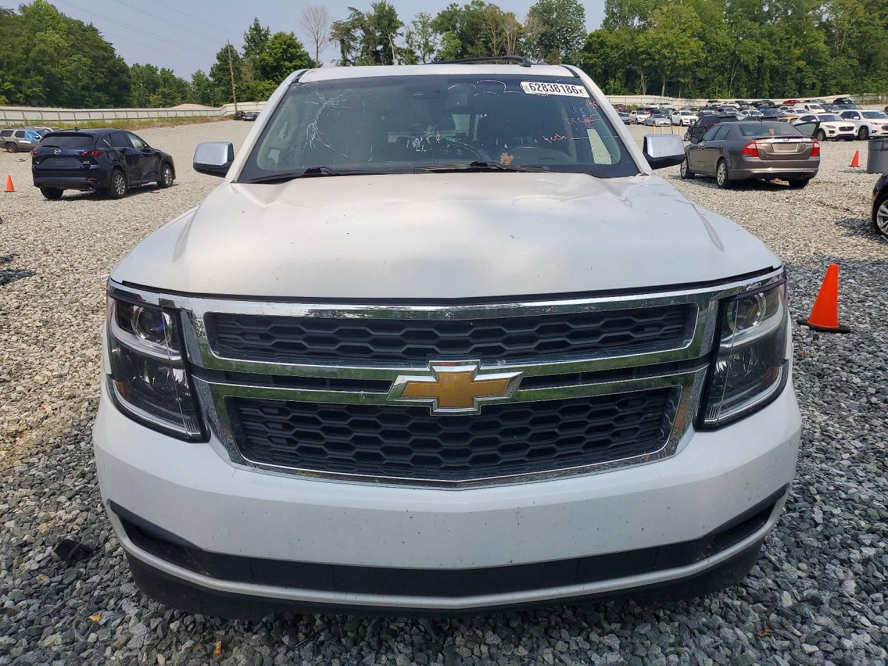 2015 Chevrolet Suburban C1500 Lt White vin: 1GNSCJKC1FR270640