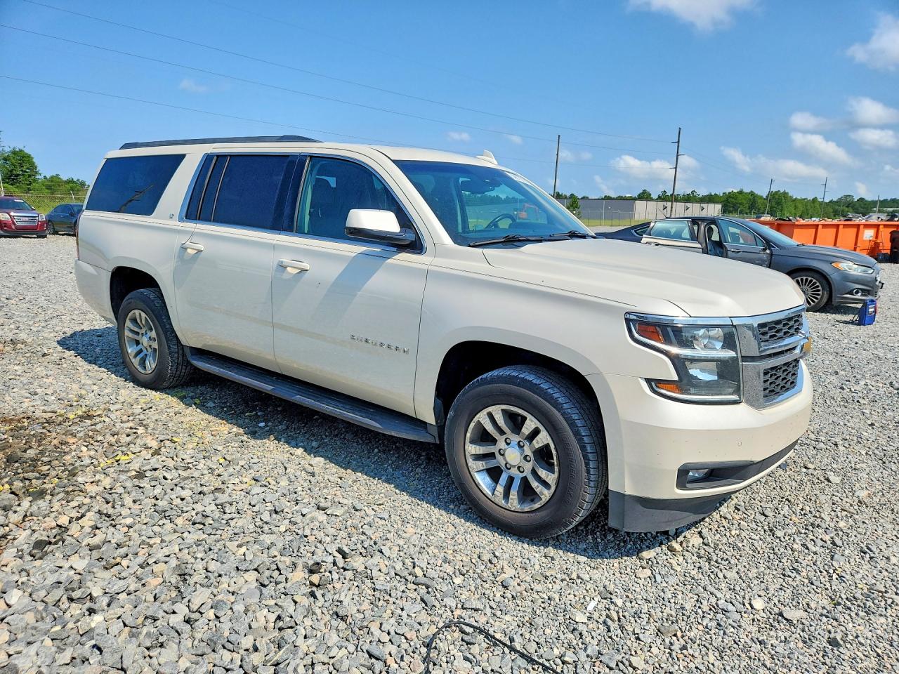 2015 Chevrolet Suburban C1500 Lt White vin: 1GNSCJKC1FR553278