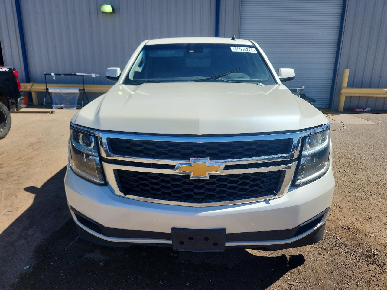 2015 Chevrolet Suburban C1500 Lt White vin: 1GNSCJKC2FR303807