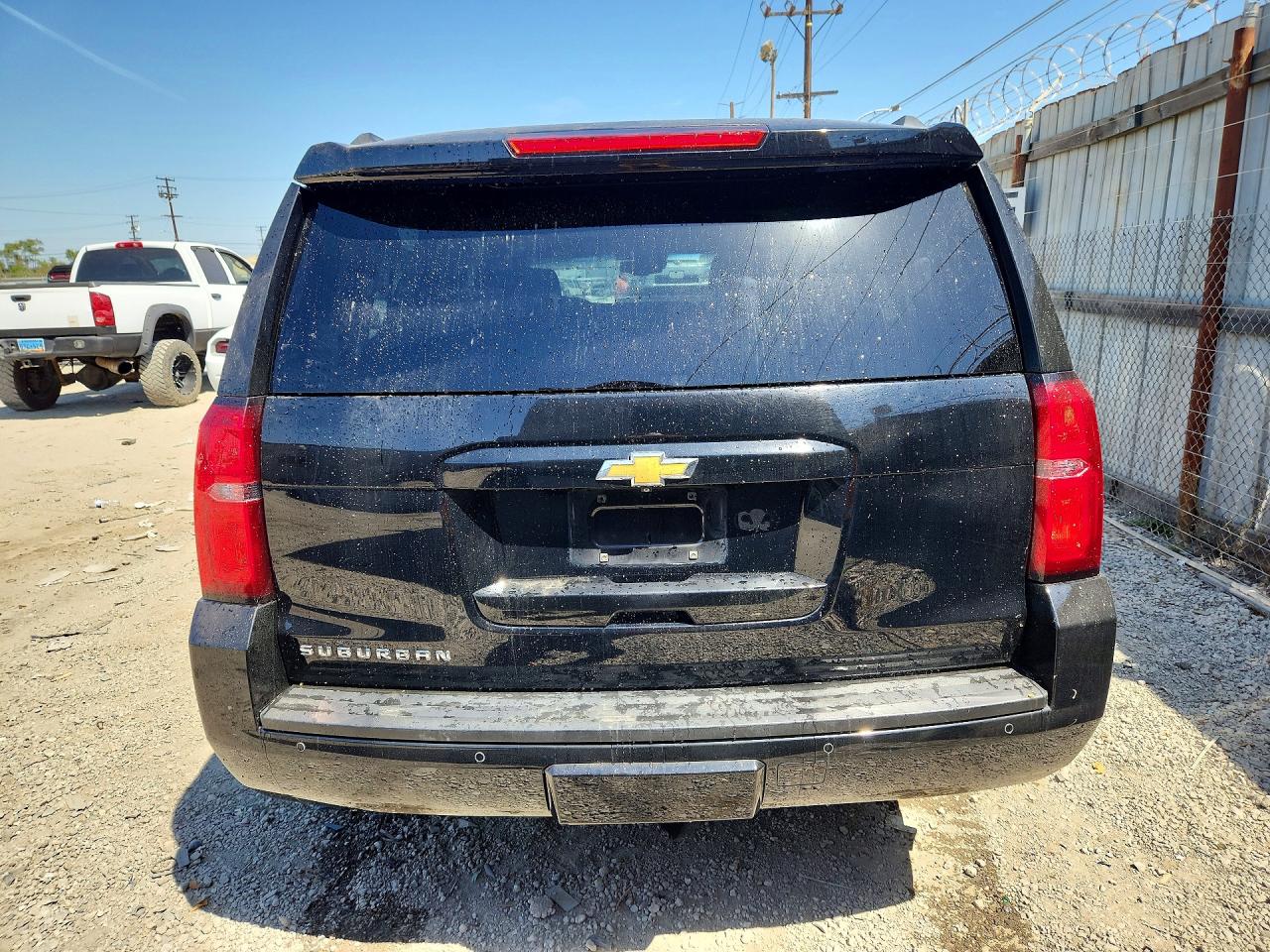 2015 Chevrolet Suburban C1500 Lt Black vin: 1GNSCJKC2FR309543