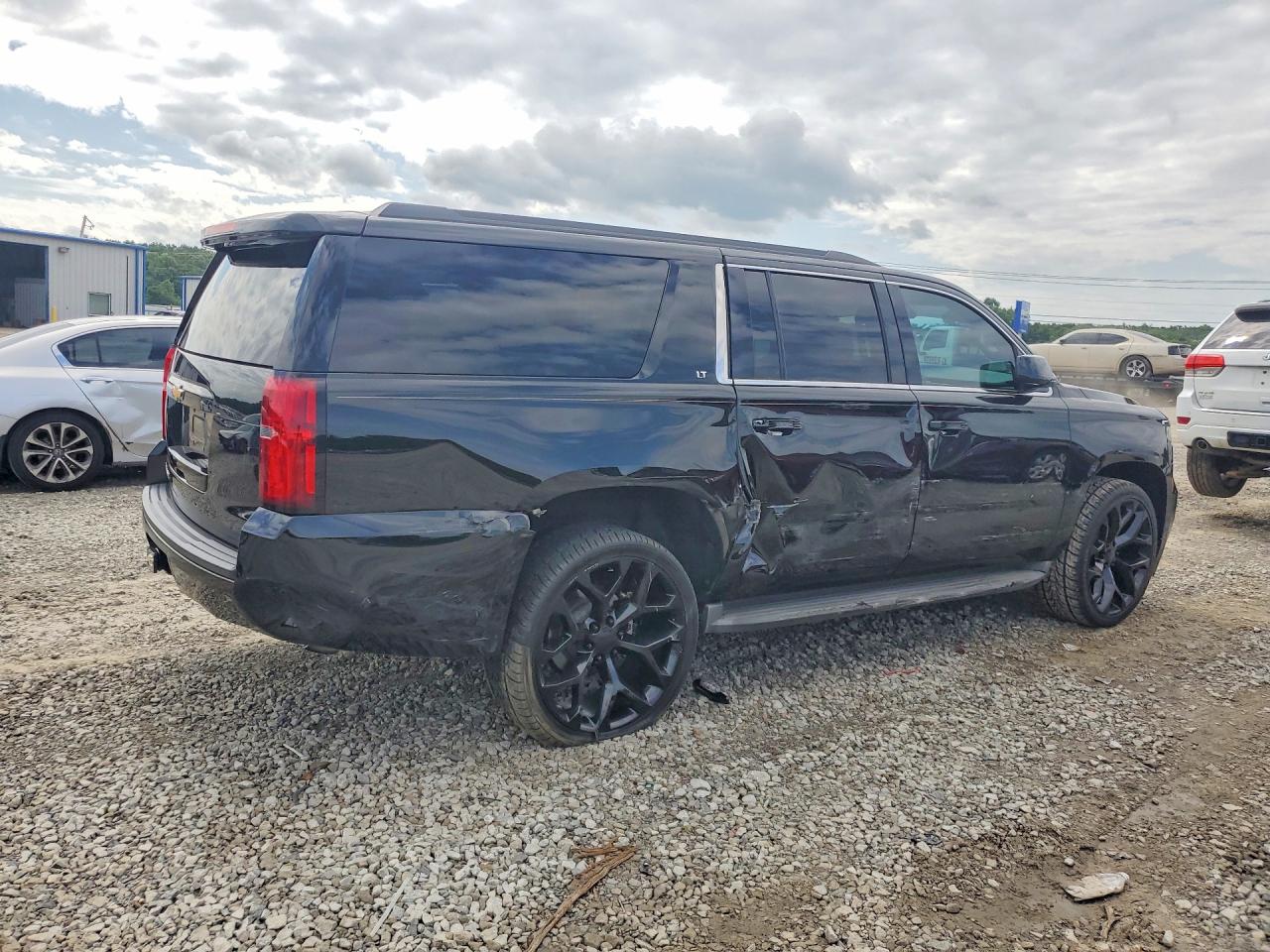 2015 Chevrolet Suburban C1500 Lt Black vin: 1GNSCJKC2FR562510