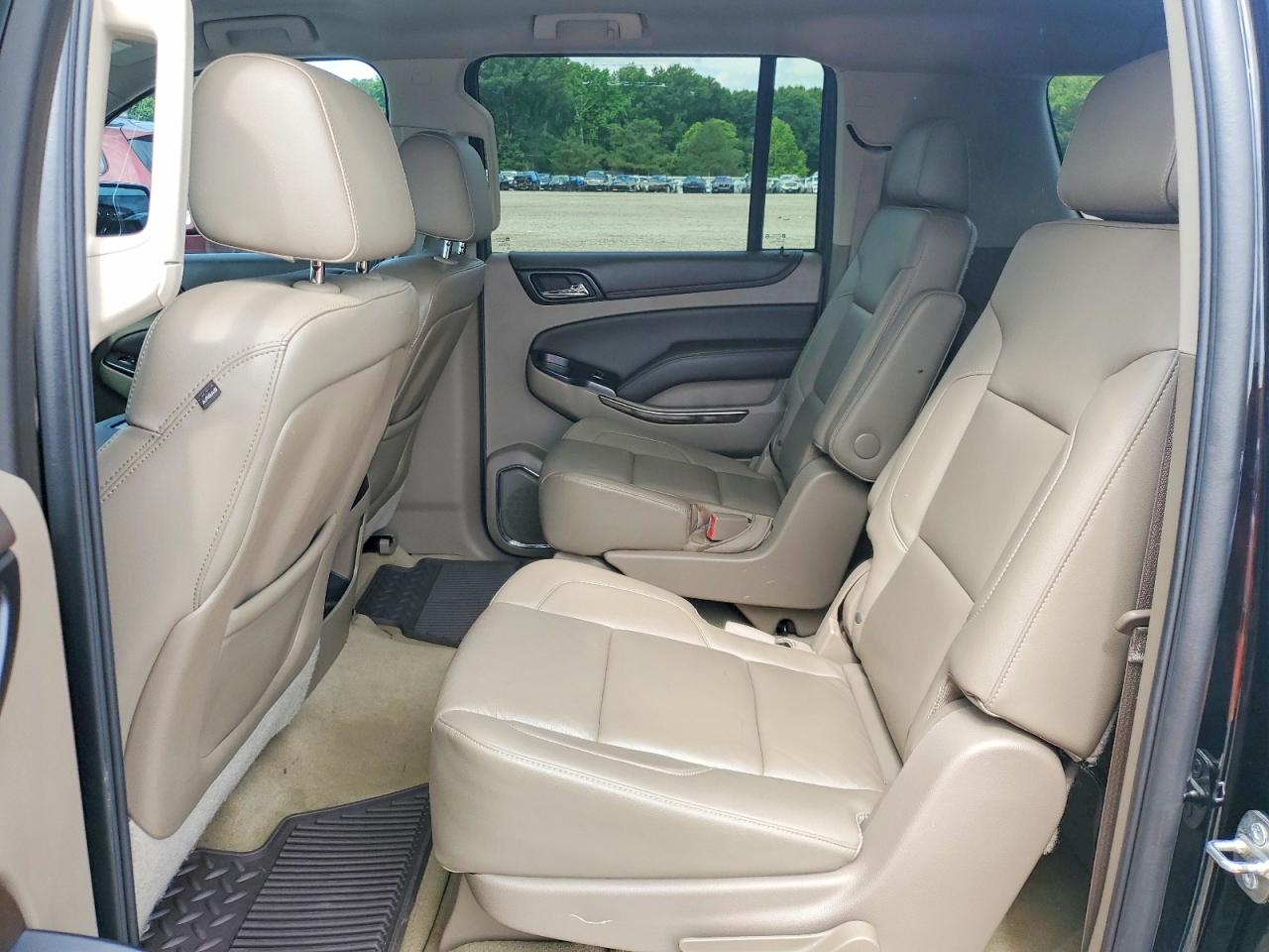 2015 Chevrolet Suburban C1500 Lt Black vin: 1GNSCJKC2FR562510