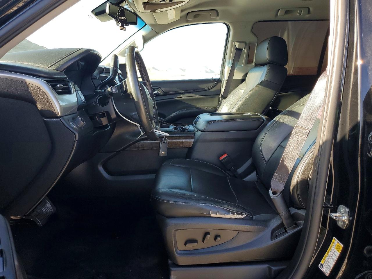 2015 Chevrolet Suburban C1500 Lt Black vin: 1GNSCJKC3FR581552